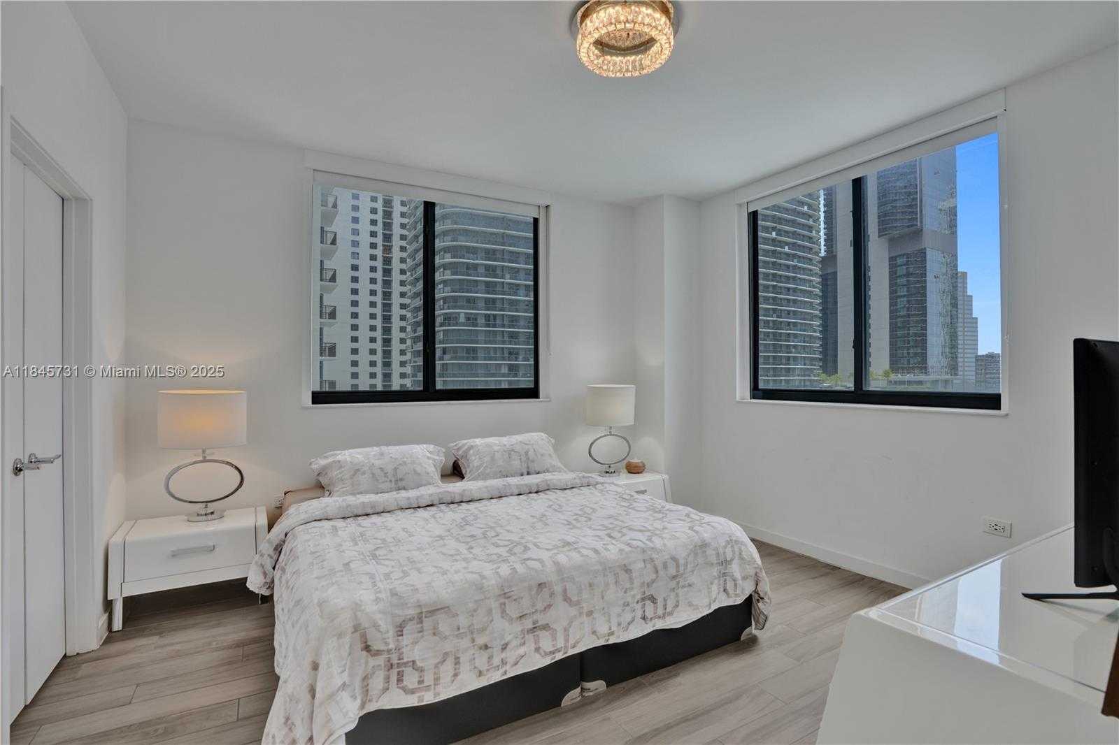 Small Image of 999 SOUTH WEST 1ST AVE #1402, Miami Number 10
