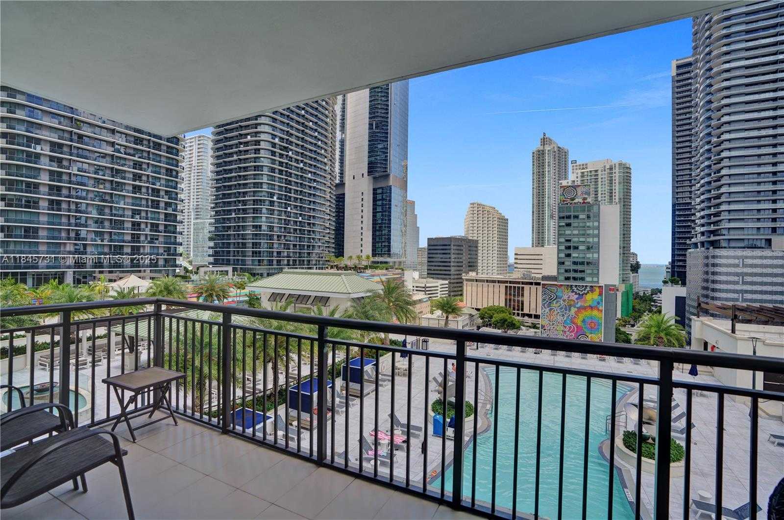 Small Image of 999 SOUTH WEST 1ST AVE #1402, Miami Number 29