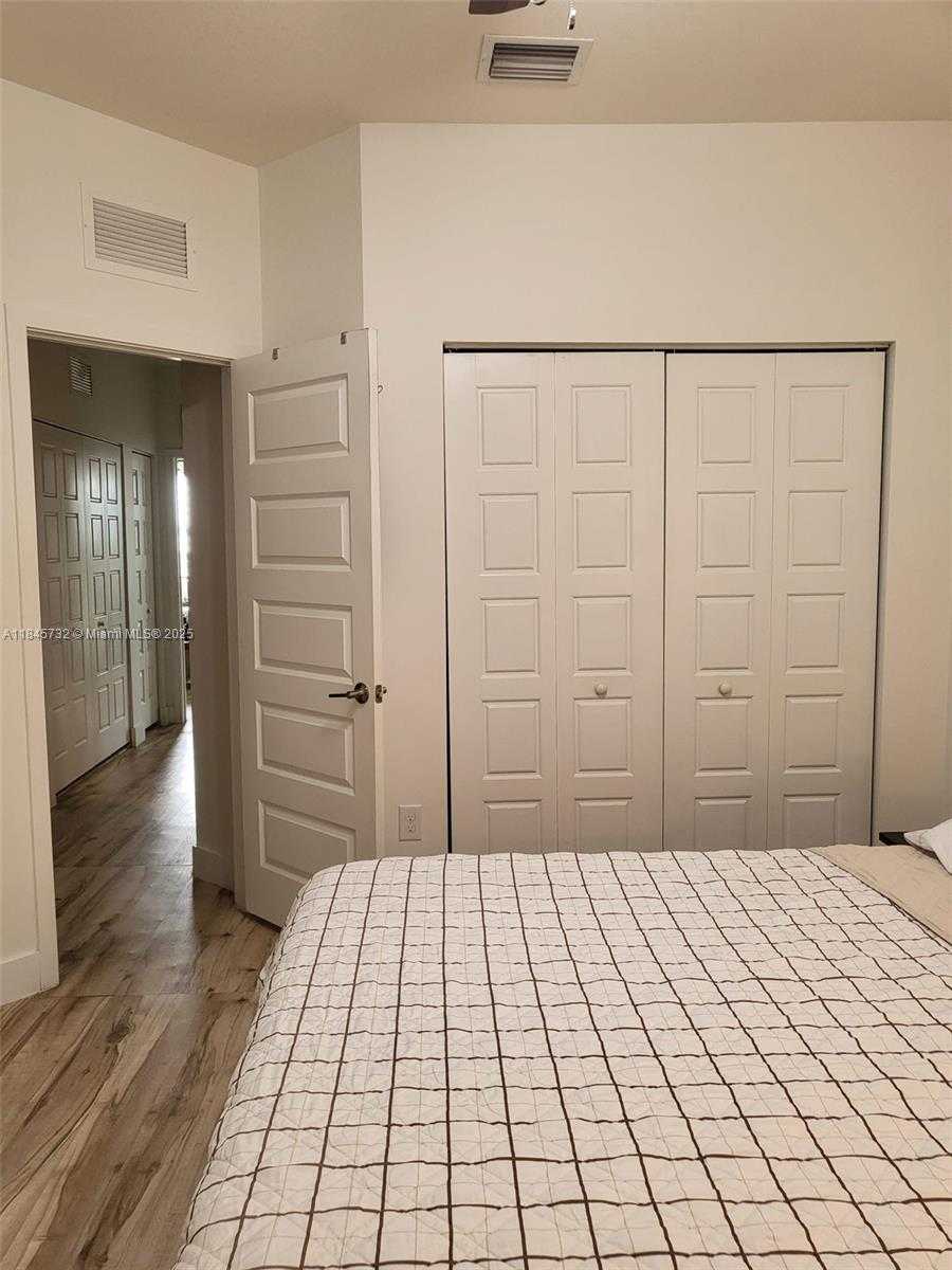 Small Image of 8851 NORTH WEST 103RD PL, Doral Number 20