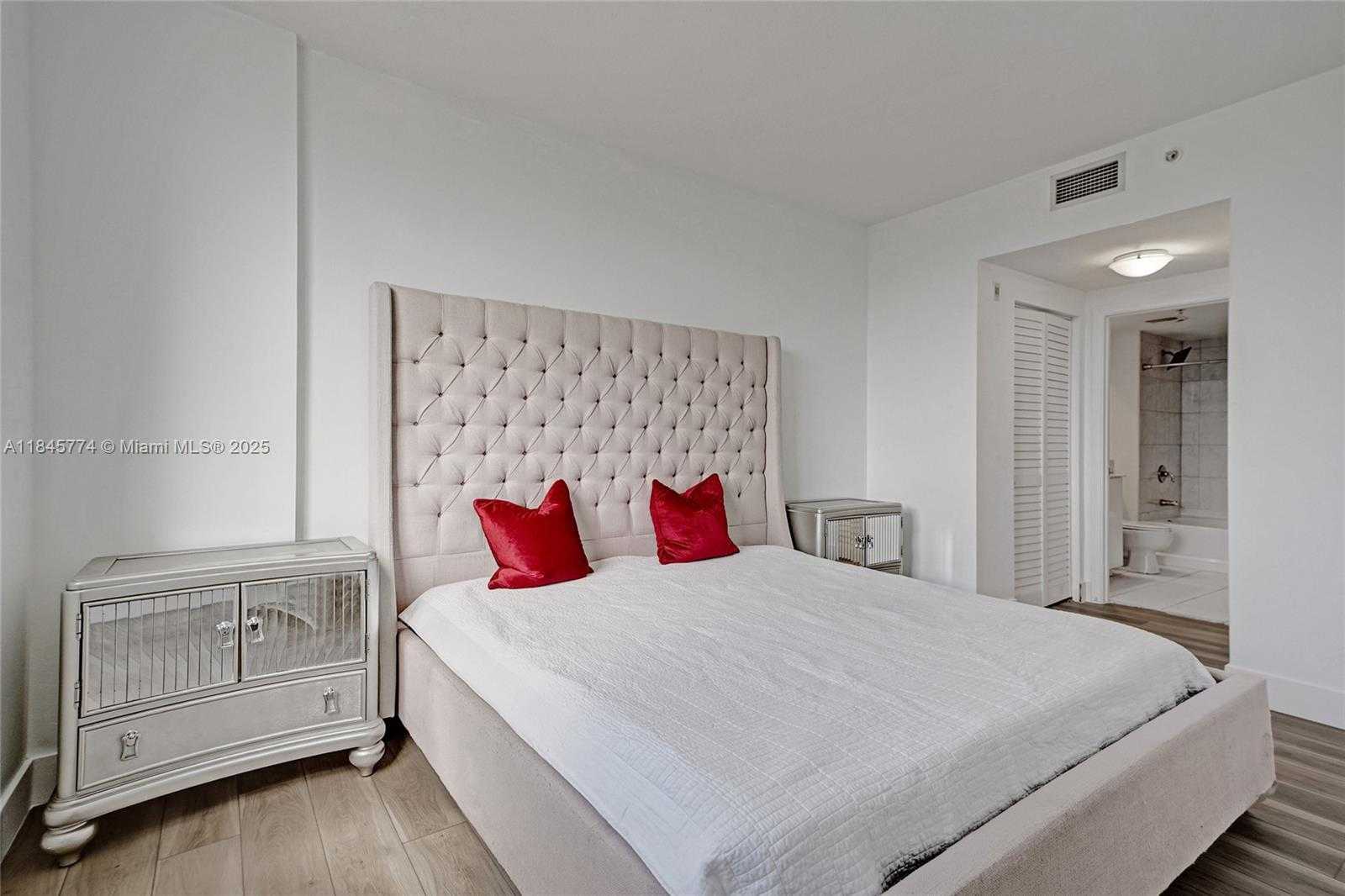 Small Image of 2775 NORTH EAST 187TH ST #202, Aventura Number 15