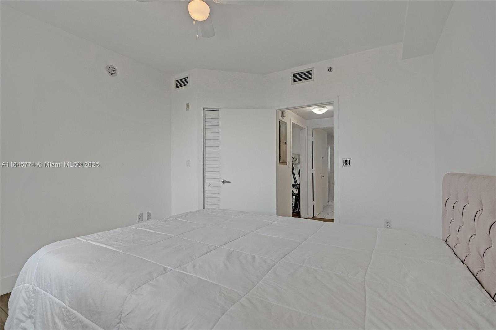 Small Image of 2775 NORTH EAST 187TH ST #202, Aventura Number 28