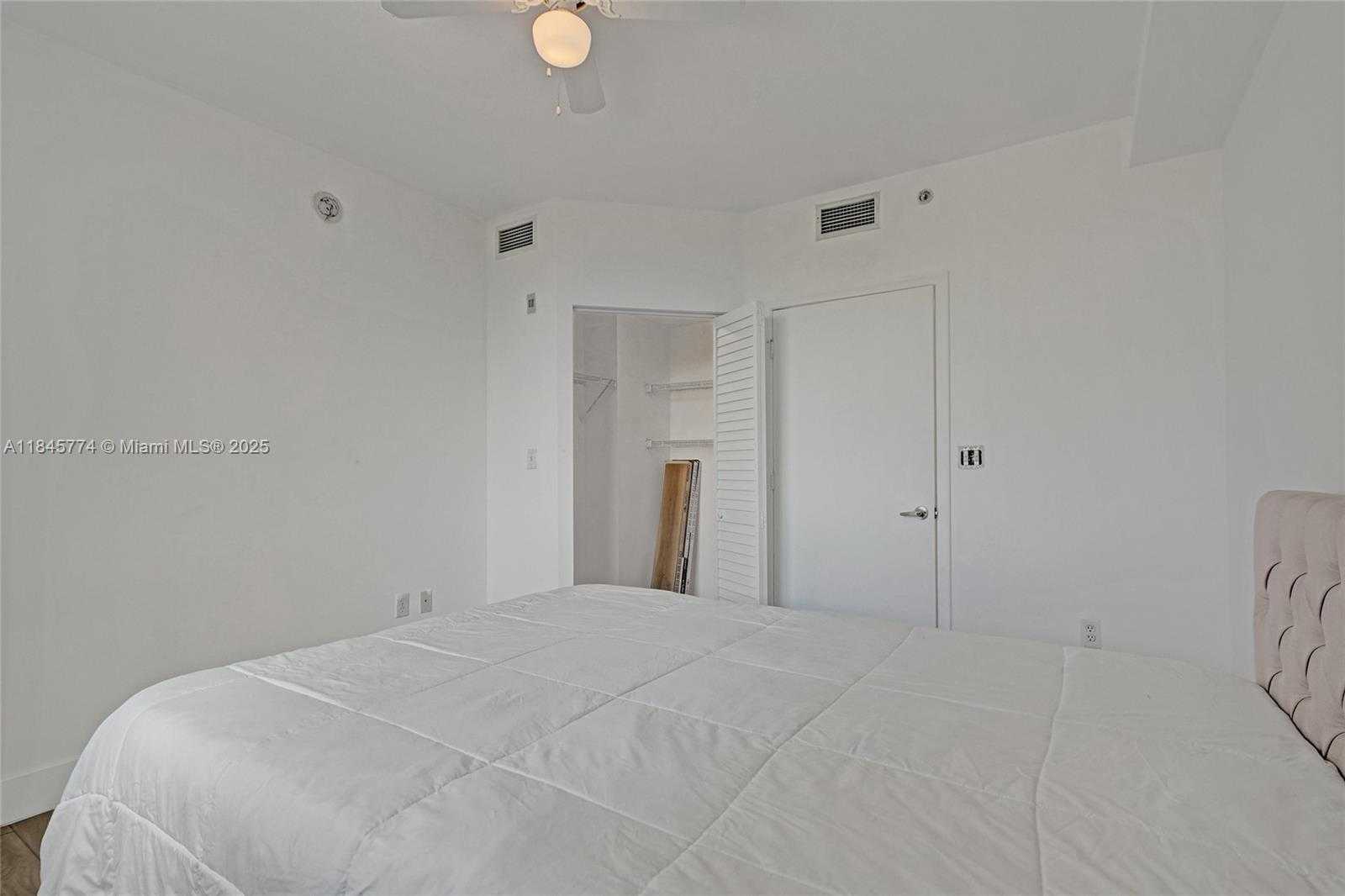 Small Image of 2775 NORTH EAST 187TH ST #202, Aventura Number 31