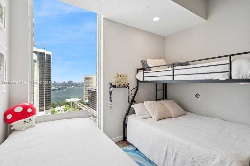 Small Image of 151 SOUTH EAST 1ST ST #2601, Miami Number 16