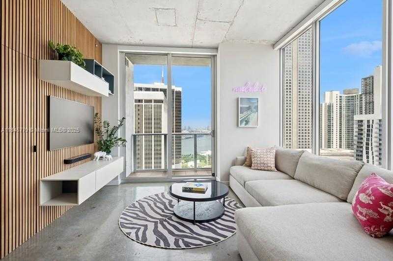 Small Image of 151 SOUTH EAST 1ST ST #2601, Miami Number 5