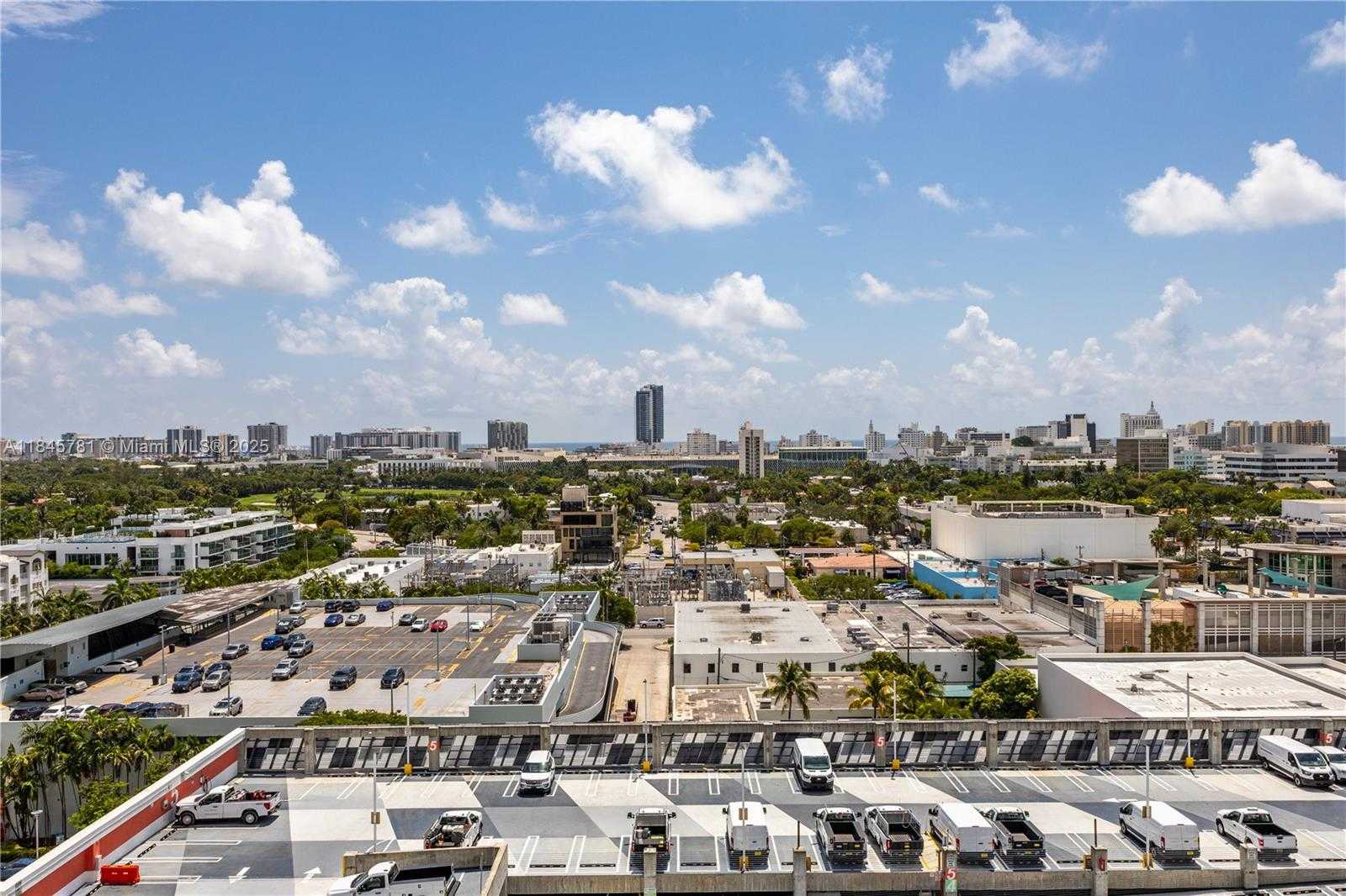 Small Image of 1800 SUNSET HARBOUR DR #1515, Miami Beach Number 25