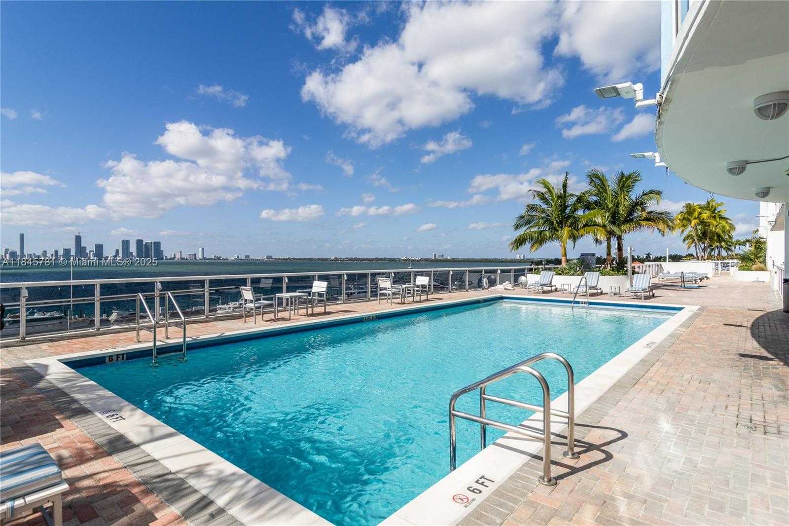 Small Image of 1800 SUNSET HARBOUR DR #1515, Miami Beach Number 30