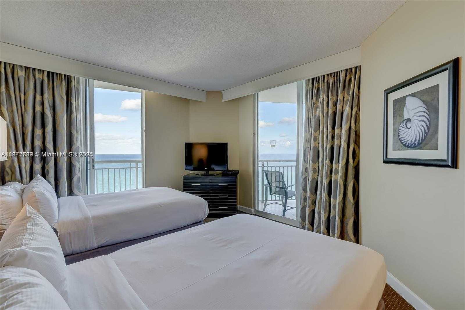 Small Image of 17375 COLLINS AVE #2501, Sunny Isles Beach Number 4