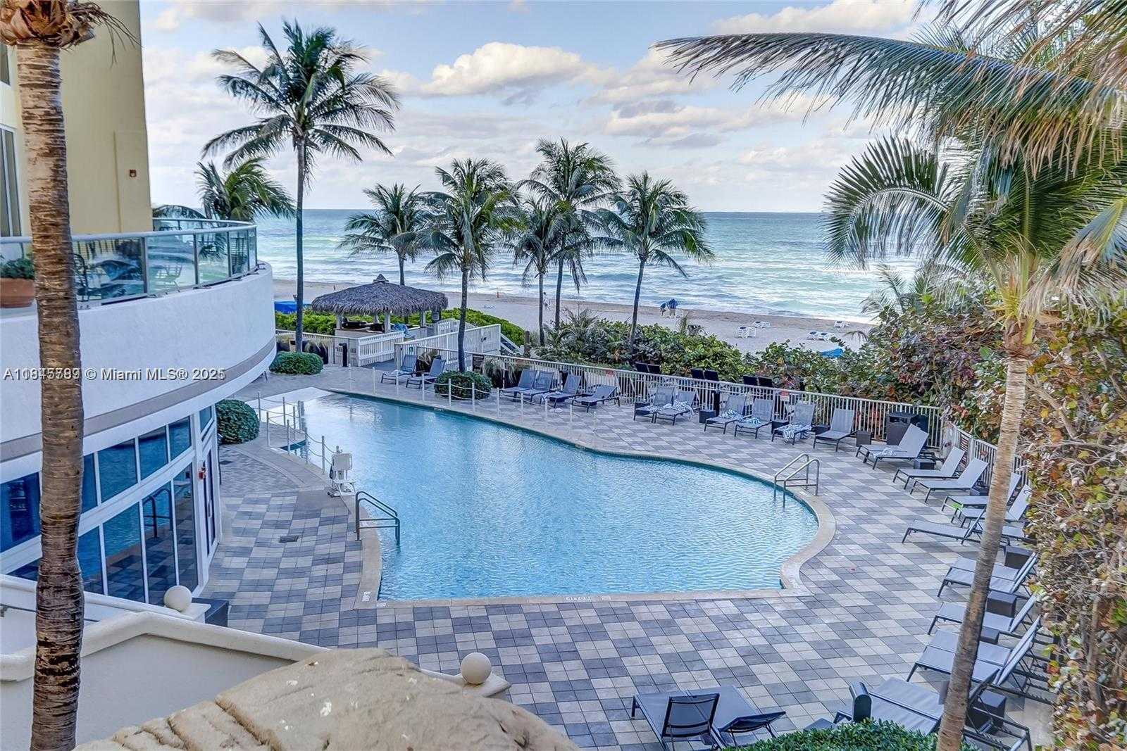 Small Image of 17375 COLLINS AVE #2501, Sunny Isles Beach Number 9