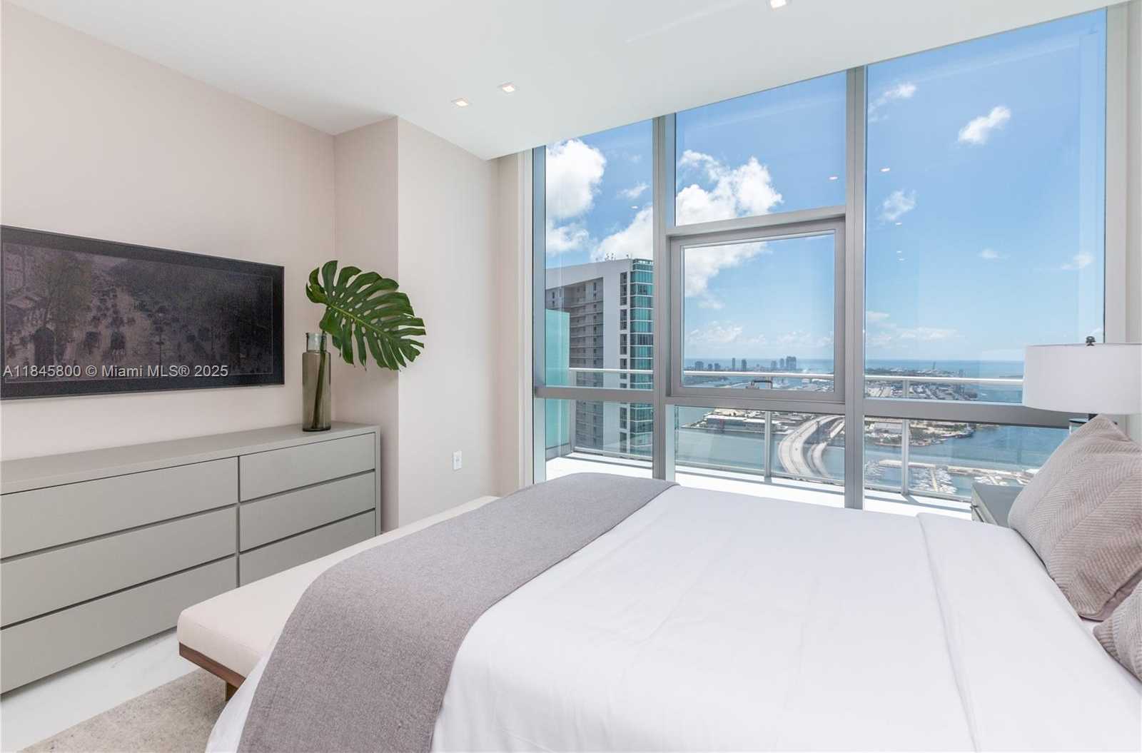 Small Image of 851 NORTH EAST 1ST AVE #4611, Miami Number 11