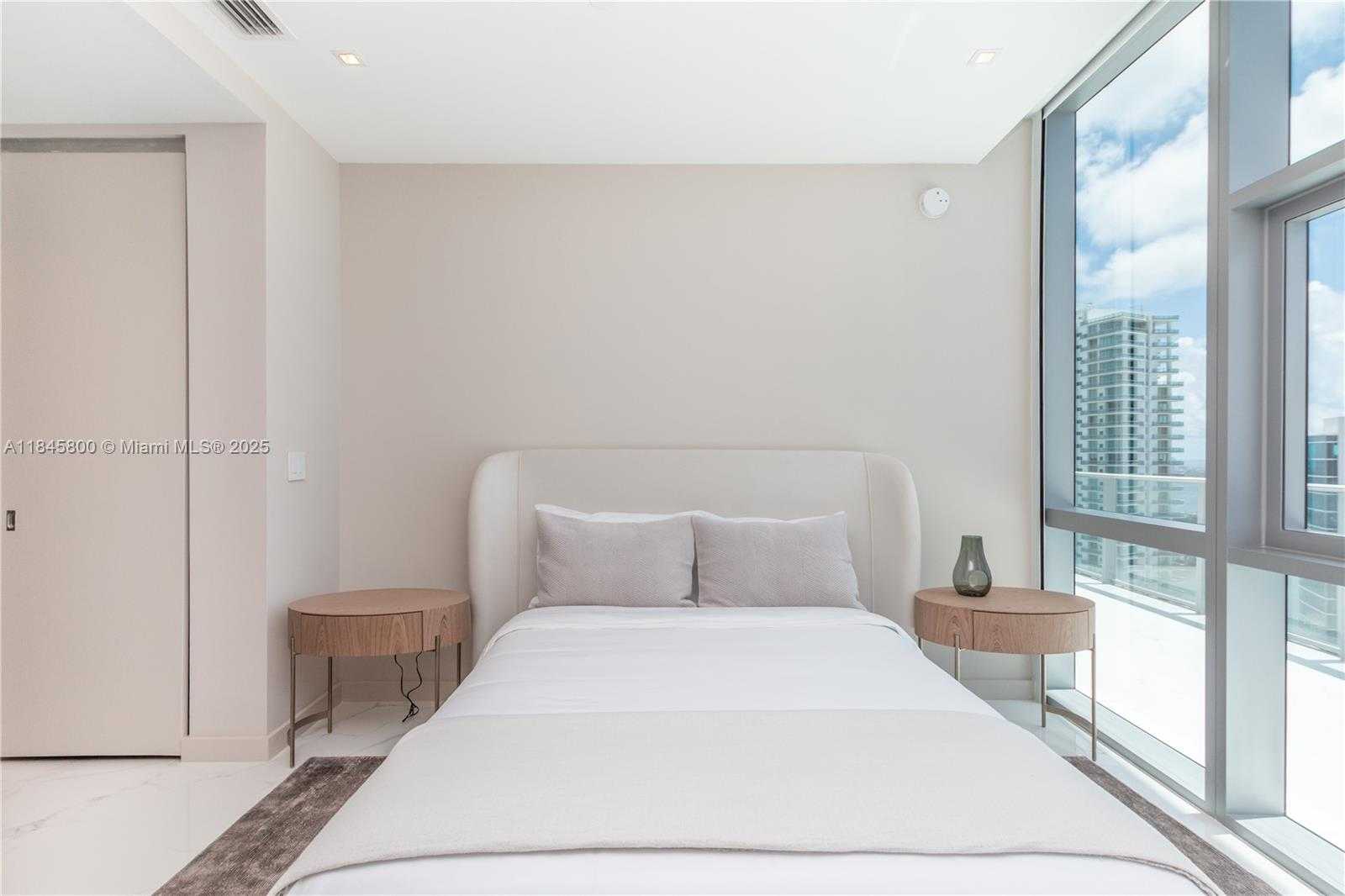 Small Image of 851 NORTH EAST 1ST AVE #4611, Miami Number 12