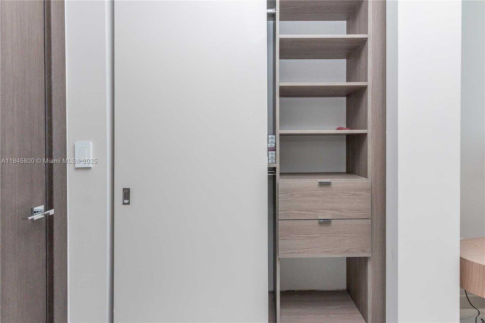 Small Image of 851 NORTH EAST 1ST AVE #4611, Miami Number 14