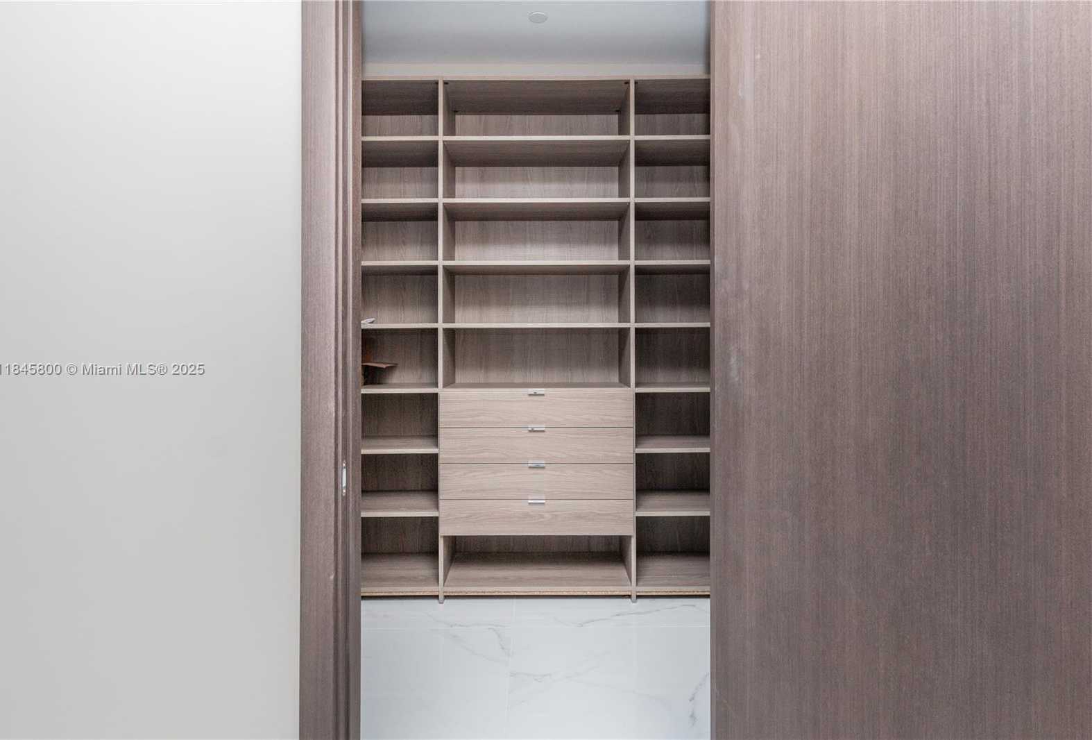 Small Image of 851 NORTH EAST 1ST AVE #4611, Miami Number 32