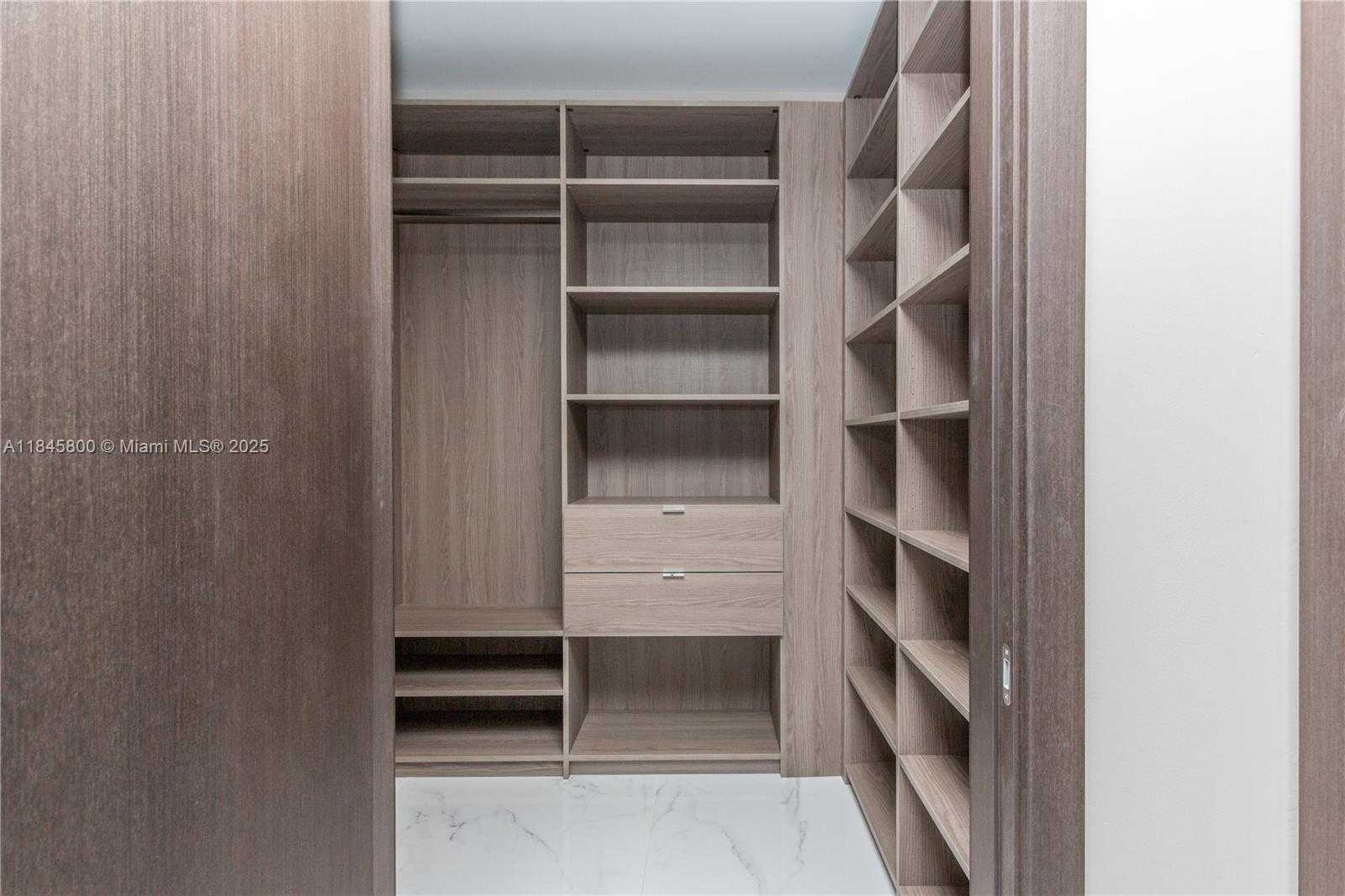 Small Image of 851 NORTH EAST 1ST AVE #4611, Miami Number 34