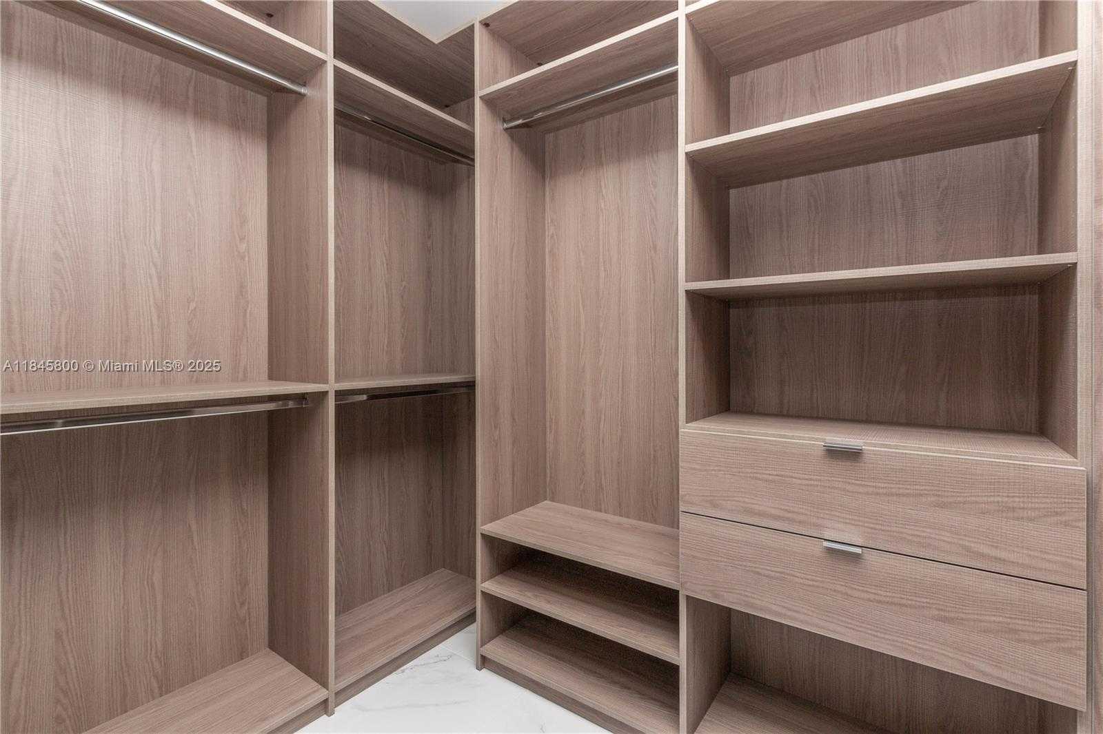 Small Image of 851 NORTH EAST 1ST AVE #4611, Miami Number 36