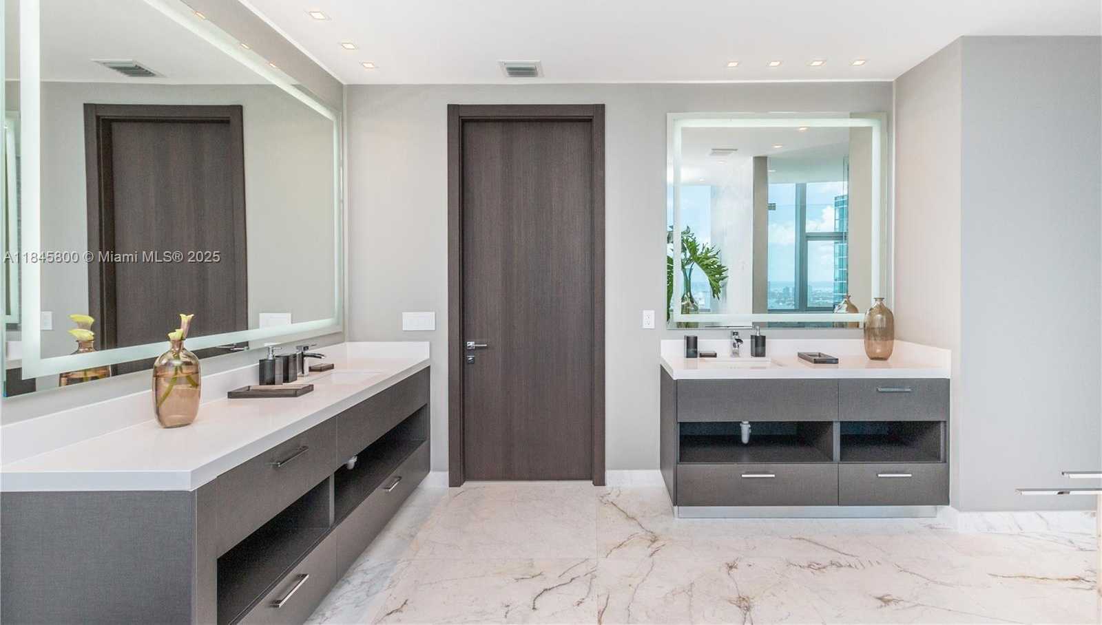 Small Image of 851 NORTH EAST 1ST AVE #4611, Miami Number 39