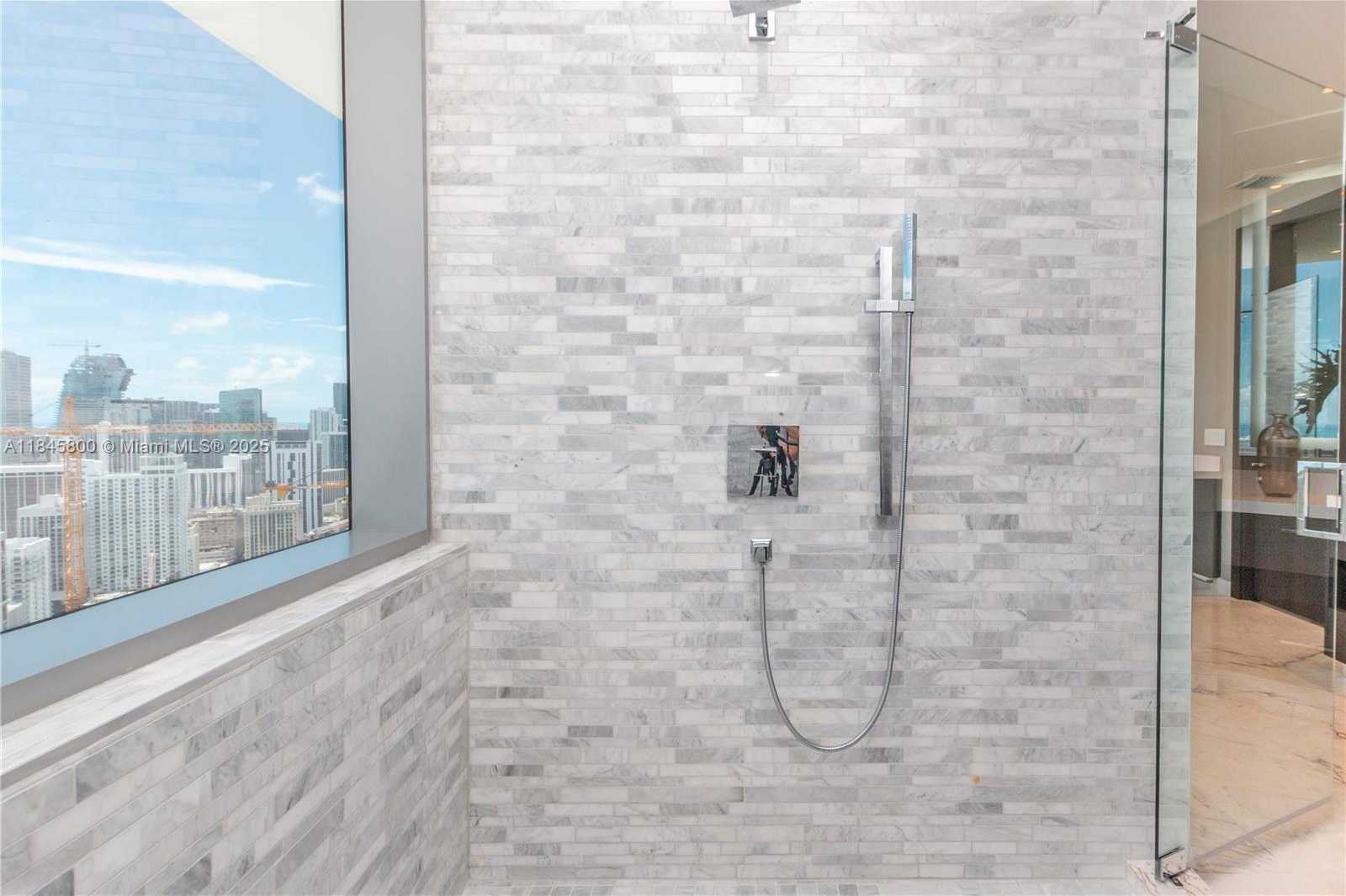 Small Image of 851 NORTH EAST 1ST AVE #4611, Miami Number 40