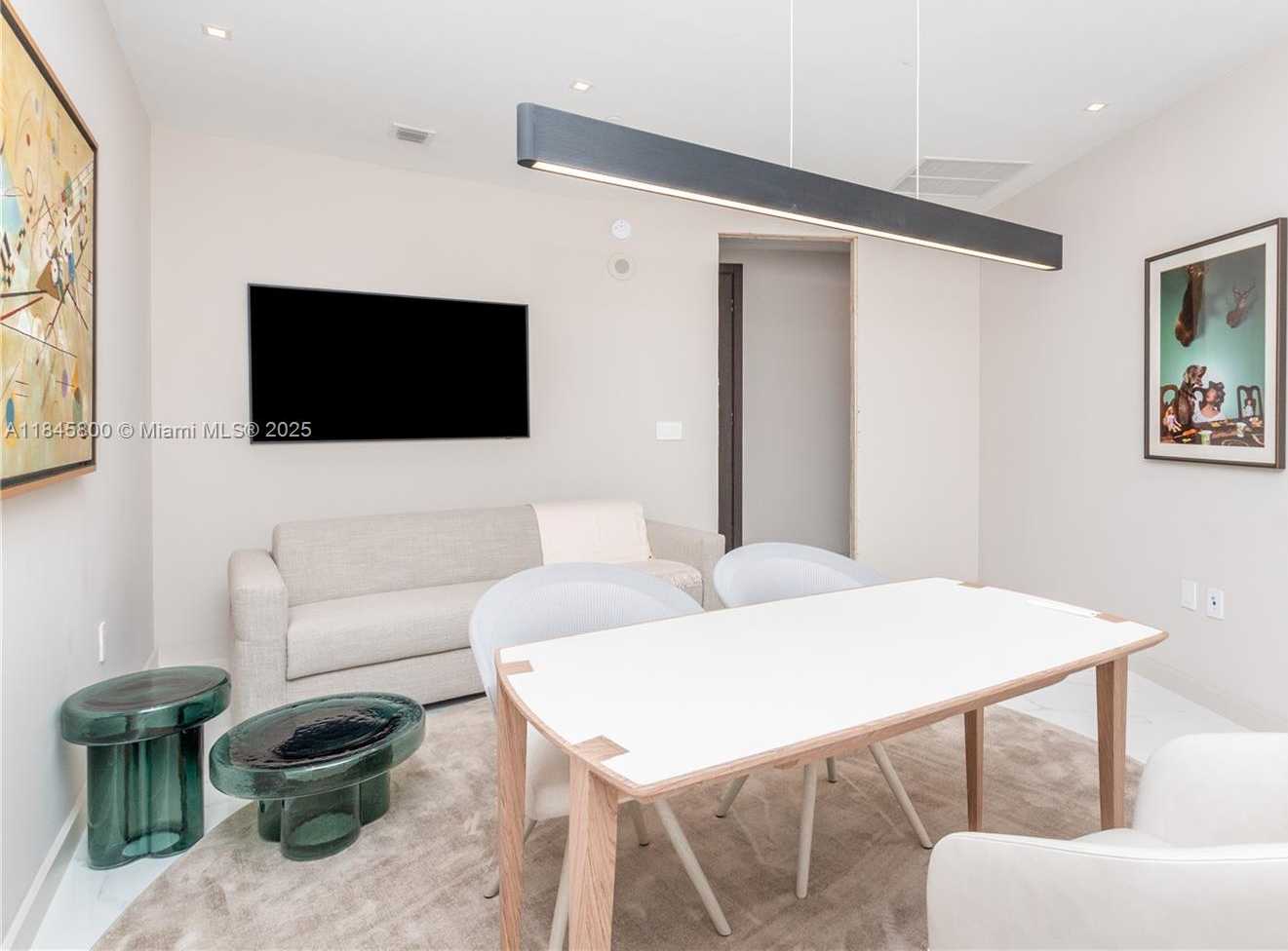 Small Image of 851 NORTH EAST 1ST AVE #4611, Miami Number 45