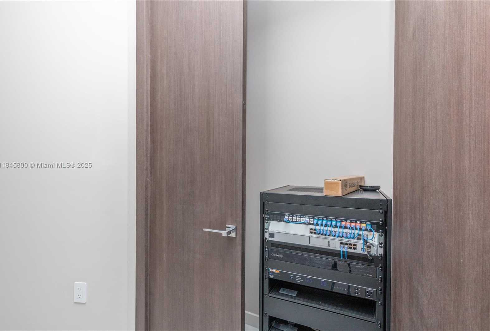 Small Image of 851 NORTH EAST 1ST AVE #4611, Miami Number 46