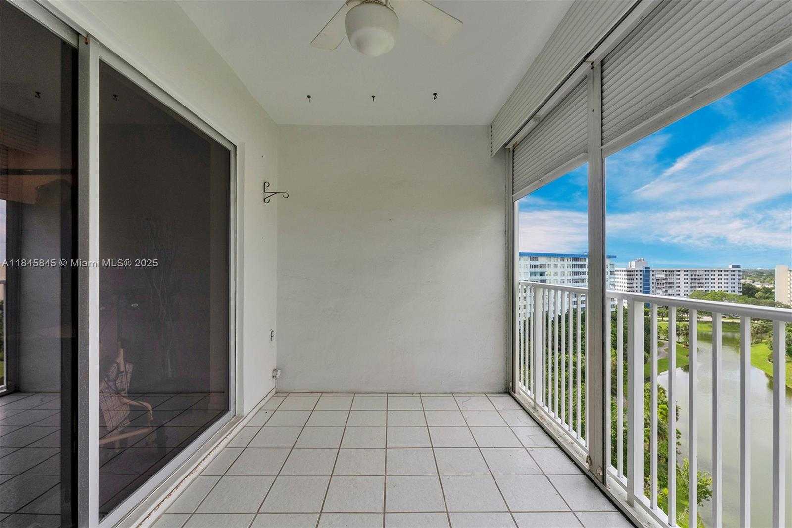 Small Image of 3850 WASHINGTON ST #1114, Hollywood Number 22