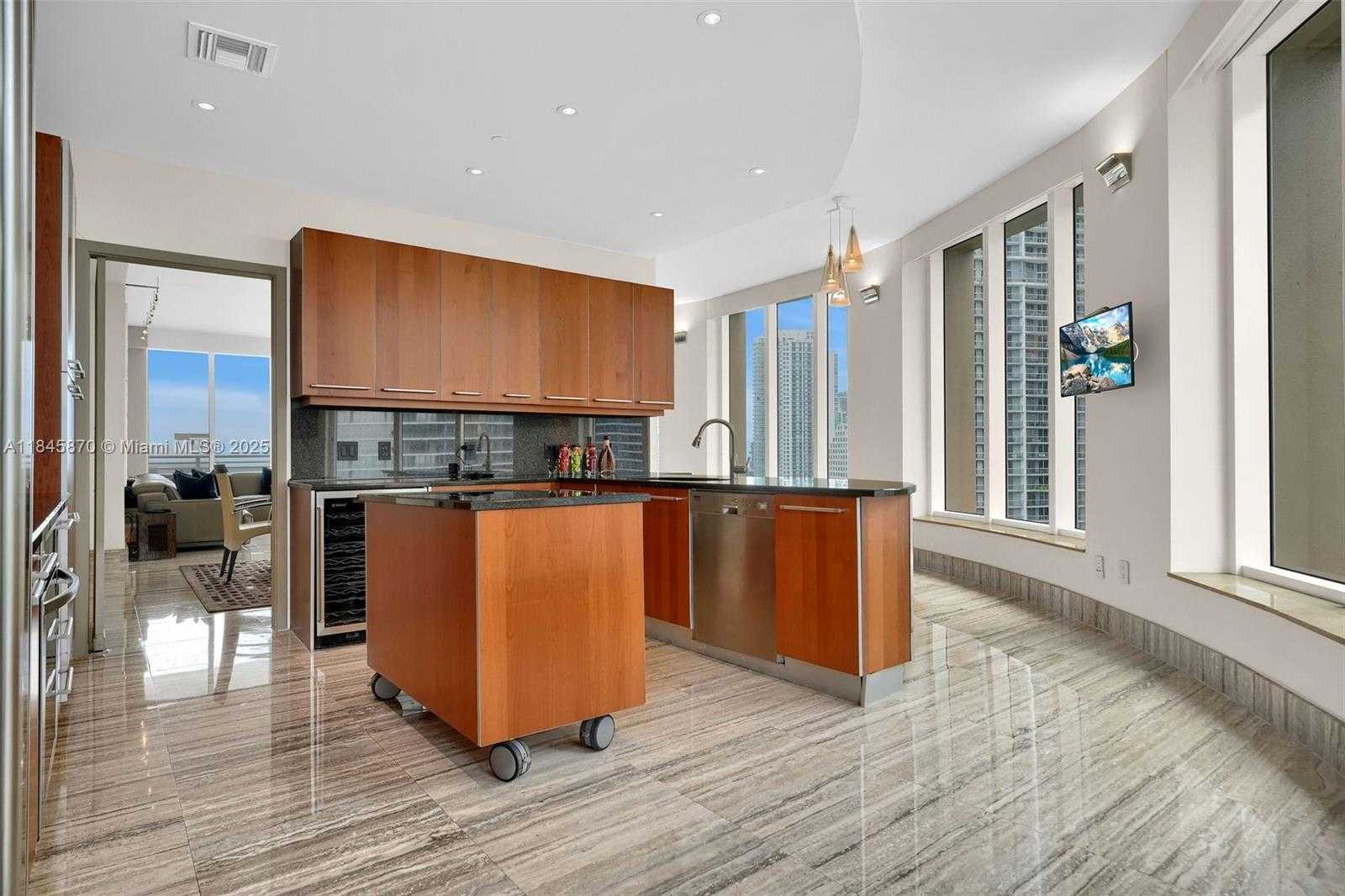 Small Image of 901 BRICKELL KEY BLVD #3204, Miami Number 14