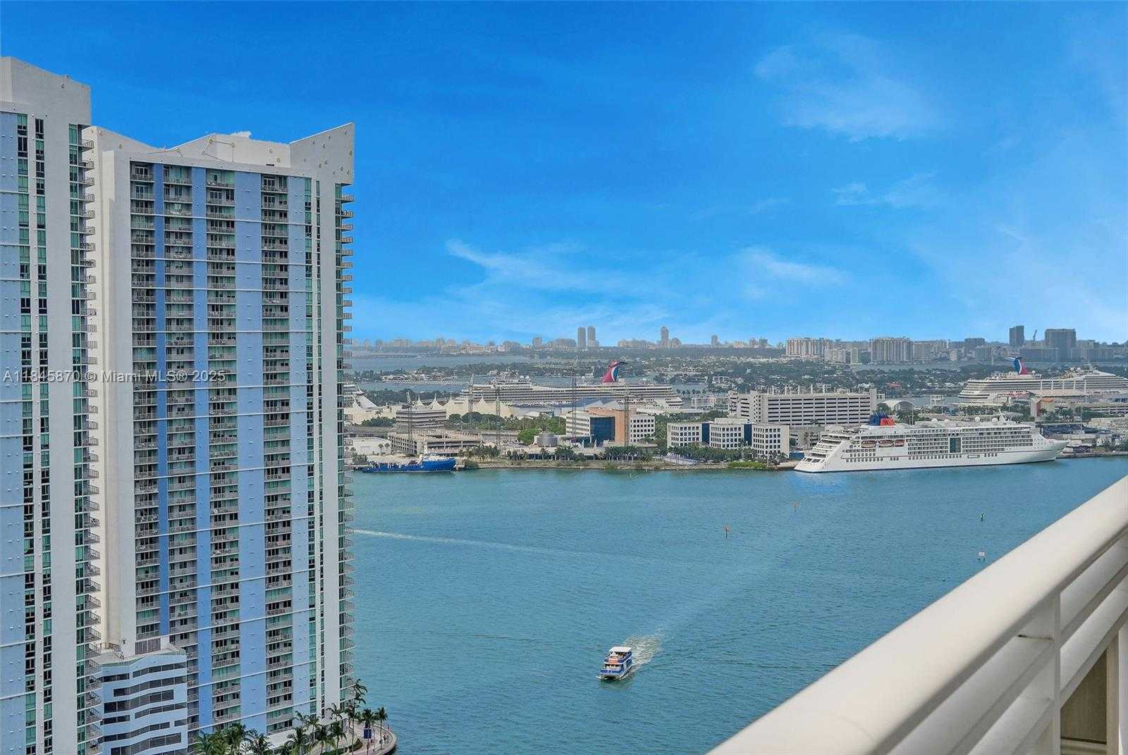 Small Image of 901 BRICKELL KEY BLVD #3204, Miami Number 2