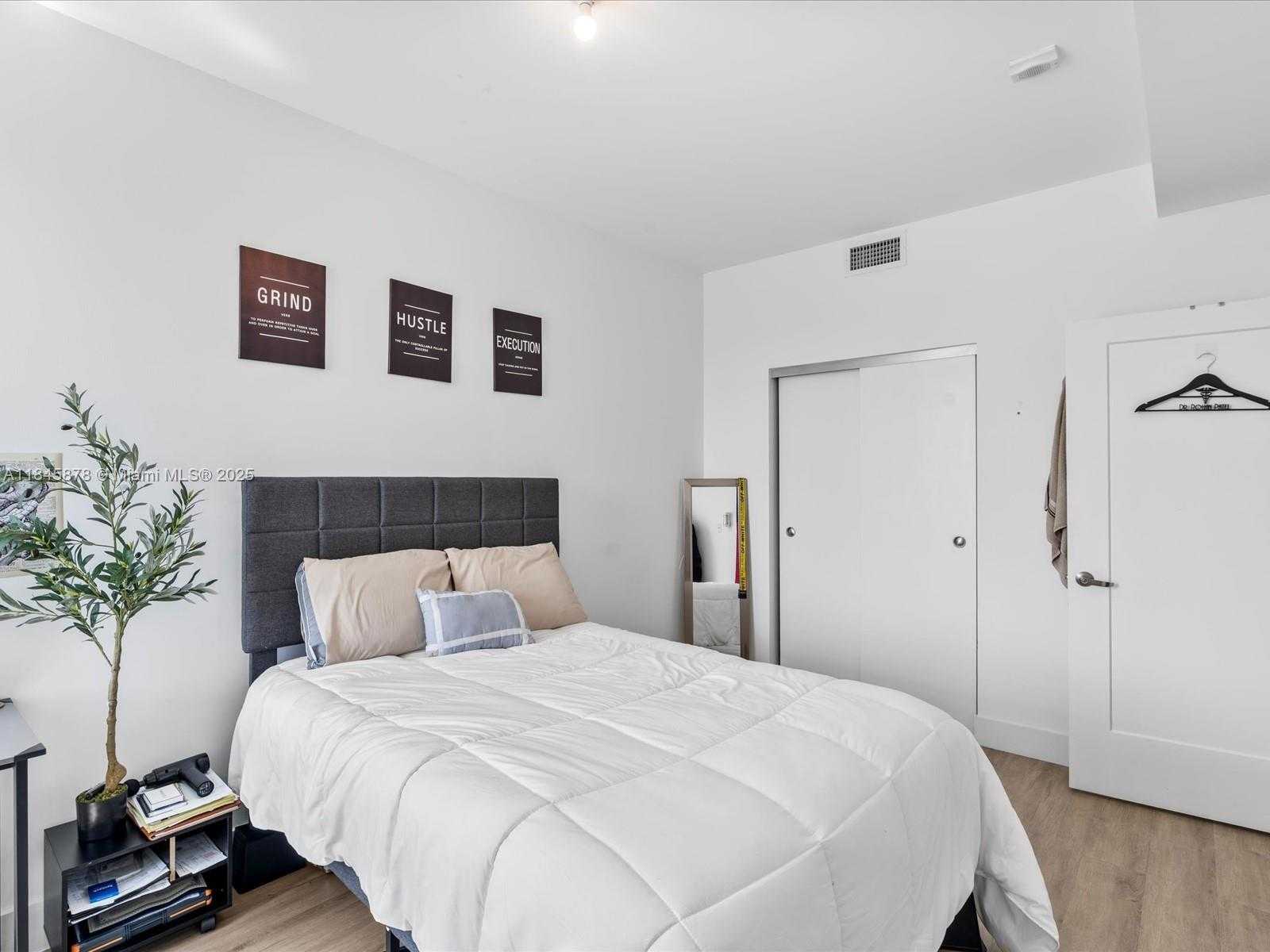 Small Image of 4100 SOUTH WEST 64TH AVE #301, Davie Number 17