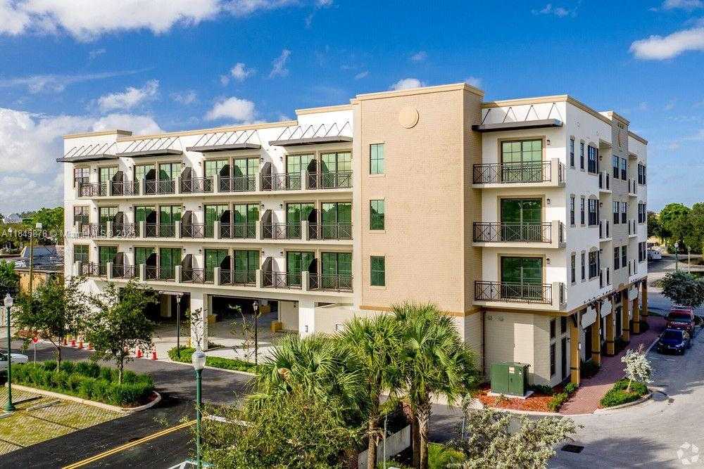 Small Image of 4100 SOUTH WEST 64TH AVE #301, Davie Number 21