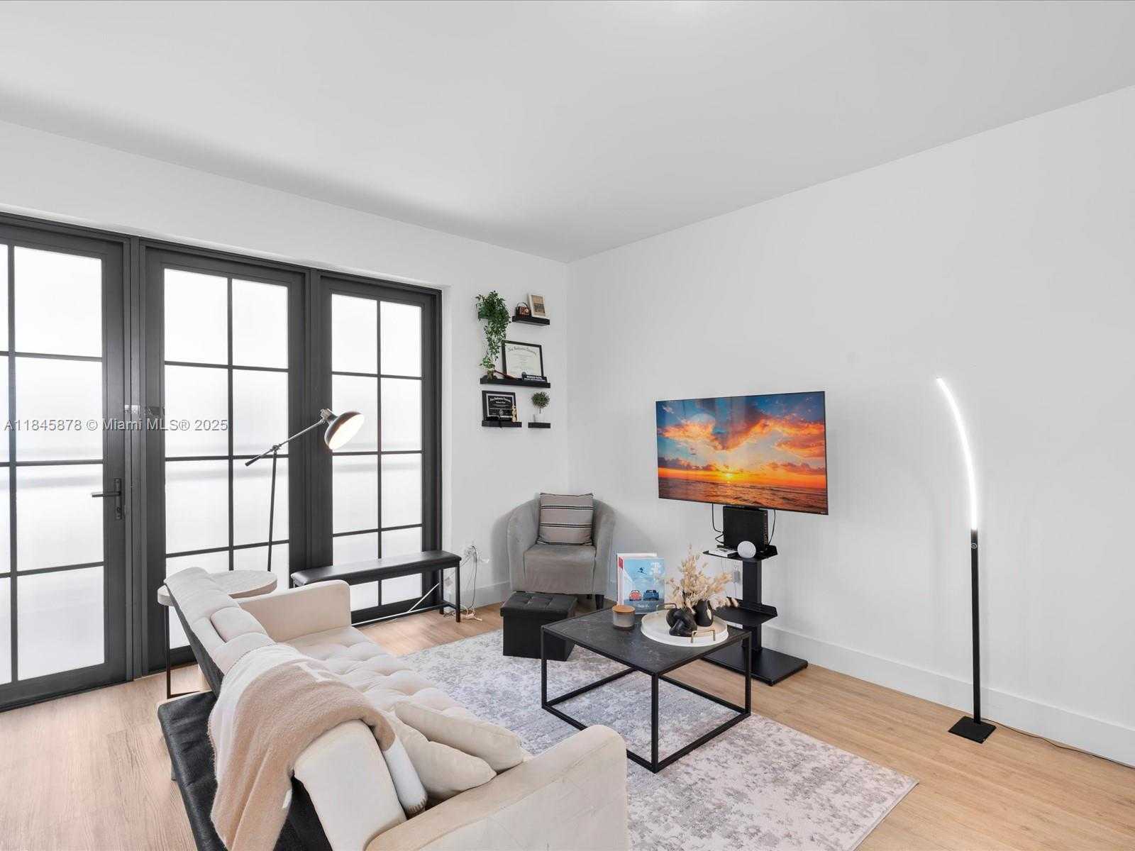 Small Image of 4100 SOUTH WEST 64TH AVE #301, Davie Number 4