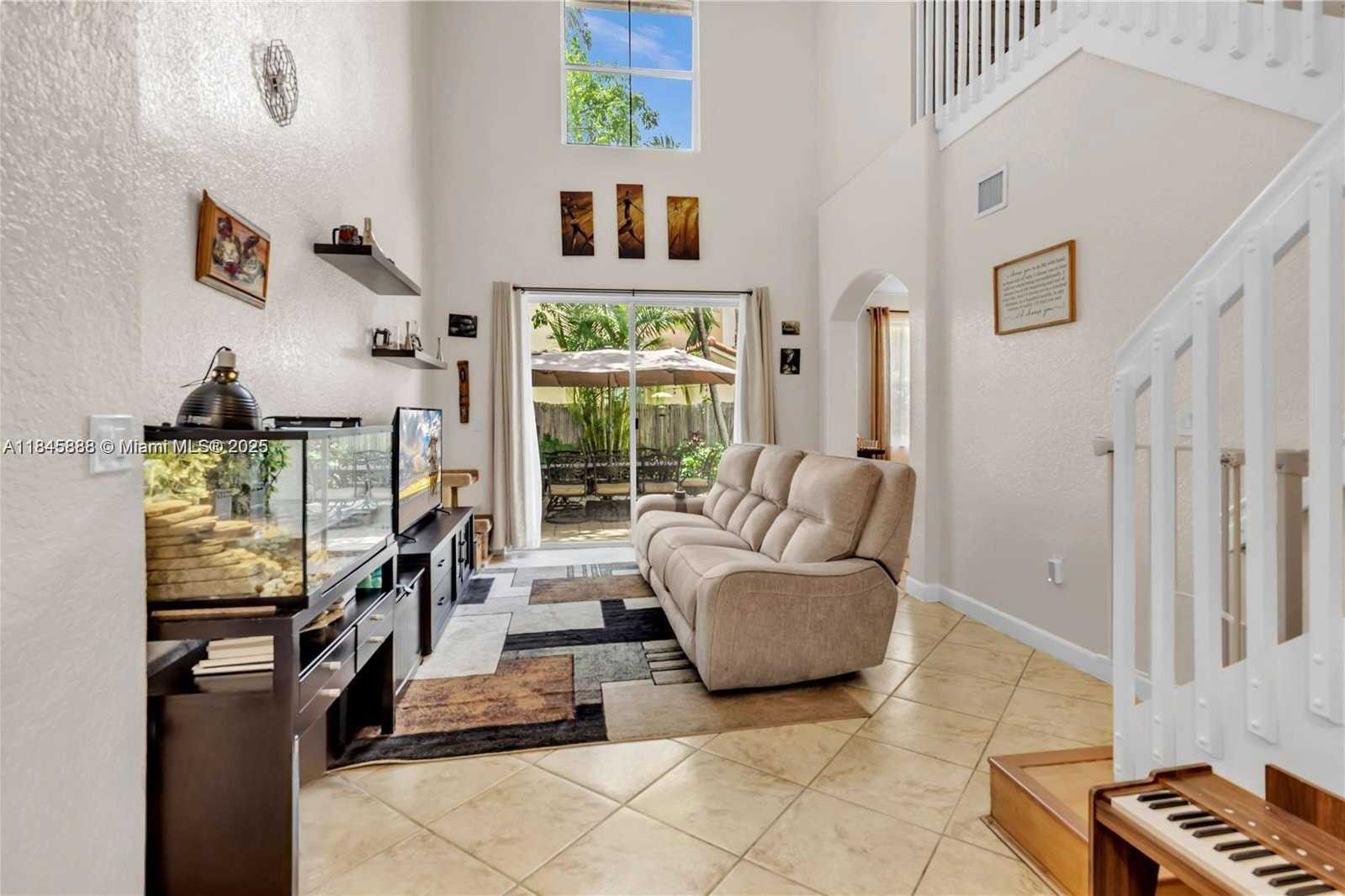 Small Image of 3802 SOUTH WEST 170TH AVE, Miramar Number 3