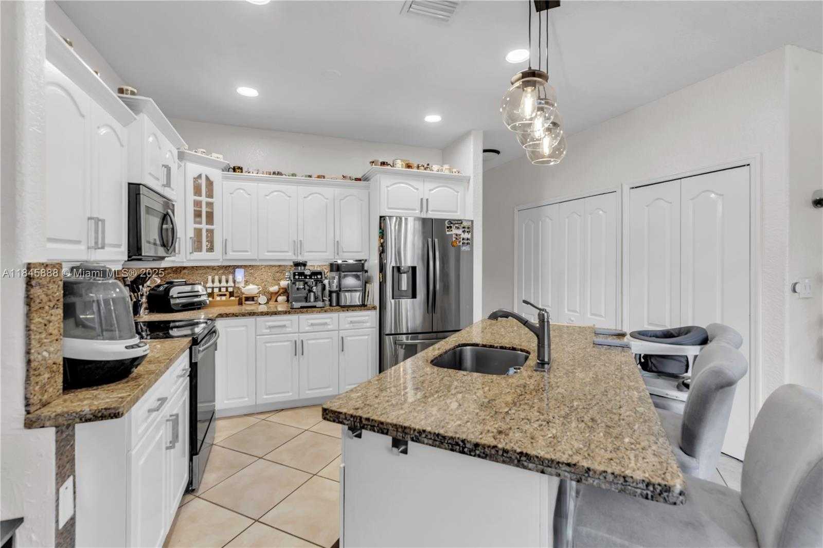 Small Image of 3802 SOUTH WEST 170TH AVE, Miramar Number 6