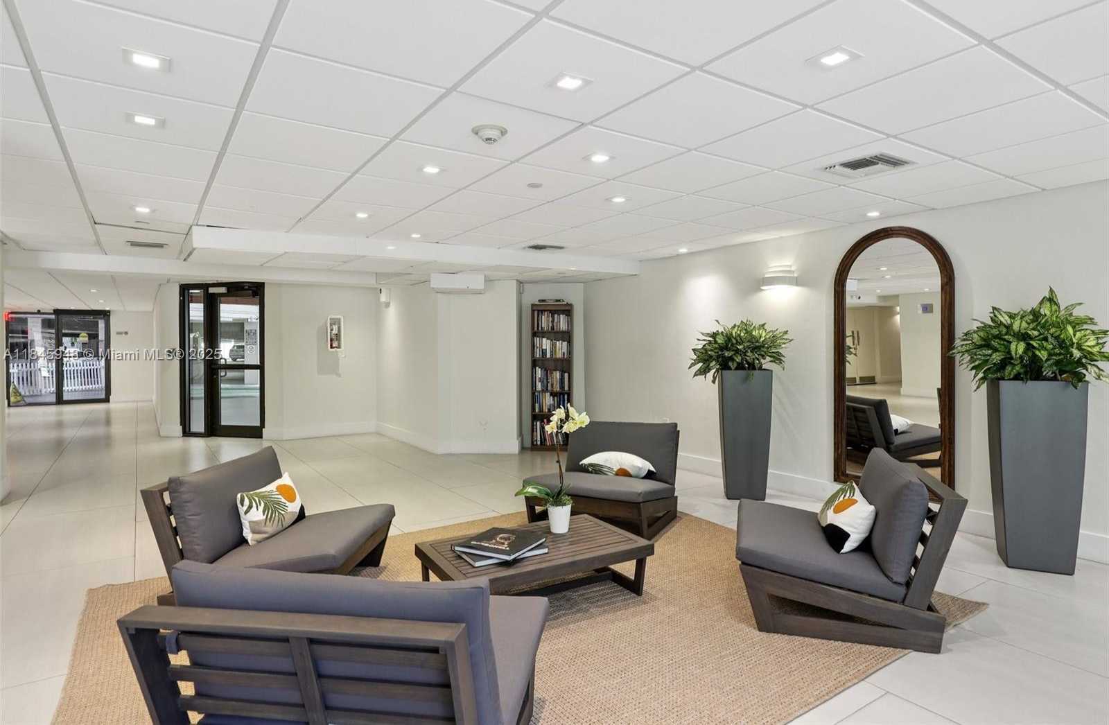 Small Image of 540 BRICKELL KEY DR #730, Miami Number 42