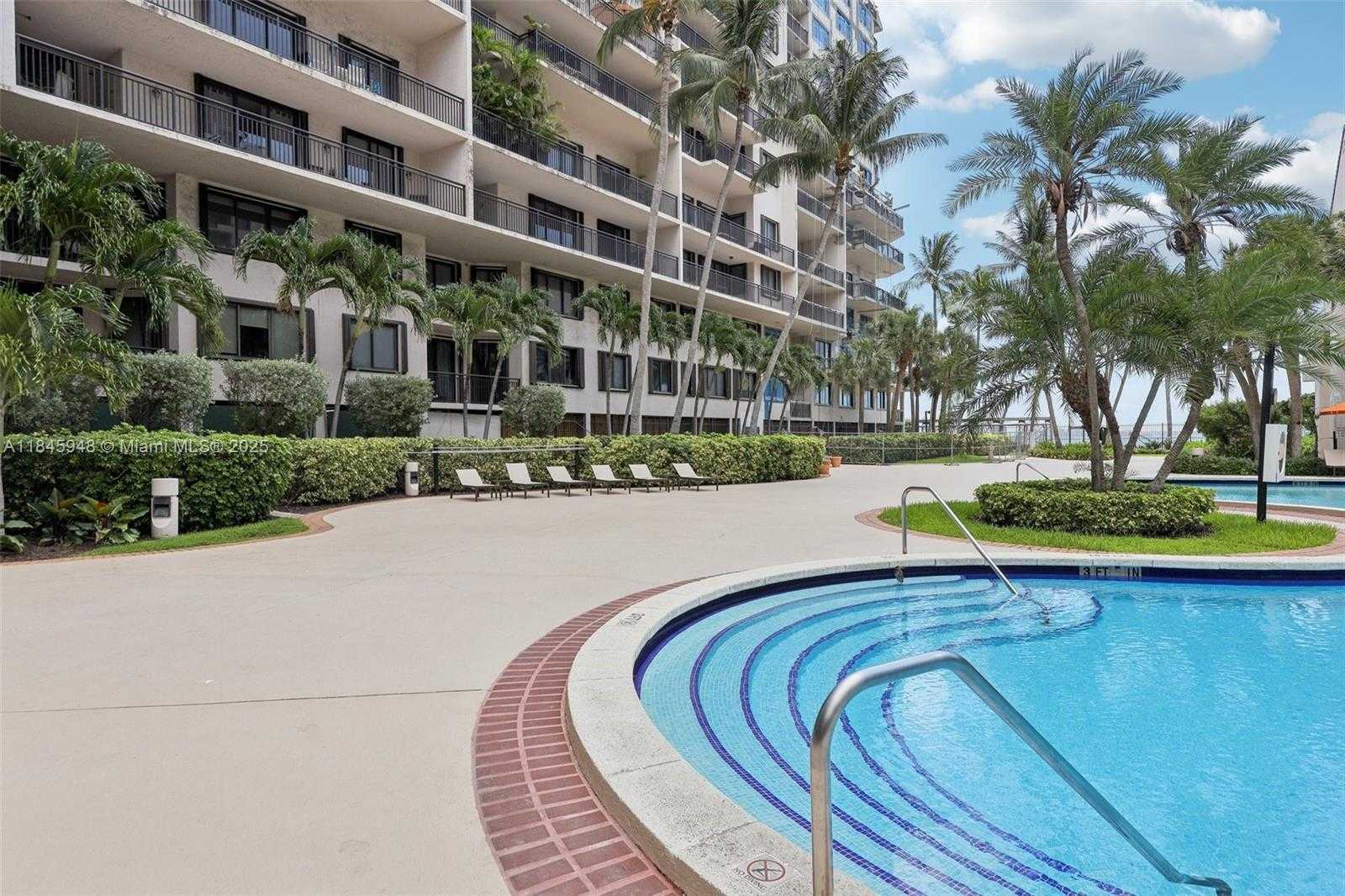 Small Image of 540 BRICKELL KEY DR #730, Miami Number 49
