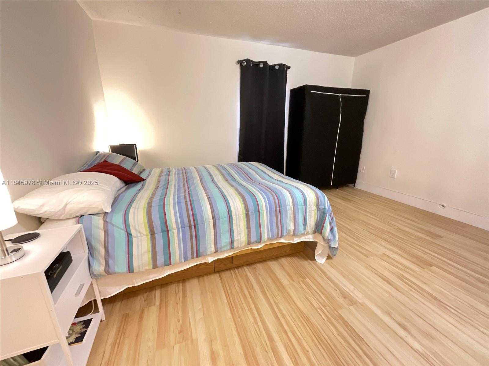 Small Image of 6780 WEST 2ND CT #215, Hialeah Number 18