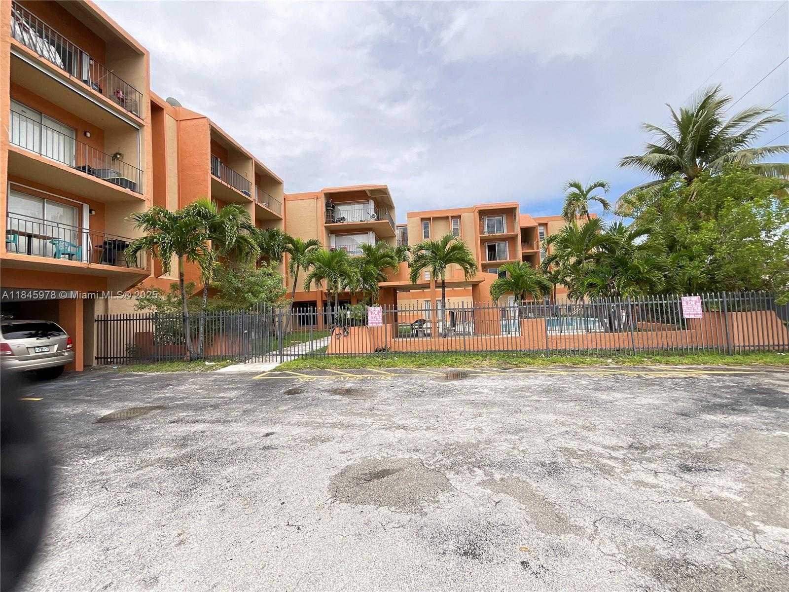 Small Image of 6780 WEST 2ND CT #215, Hialeah Number 39