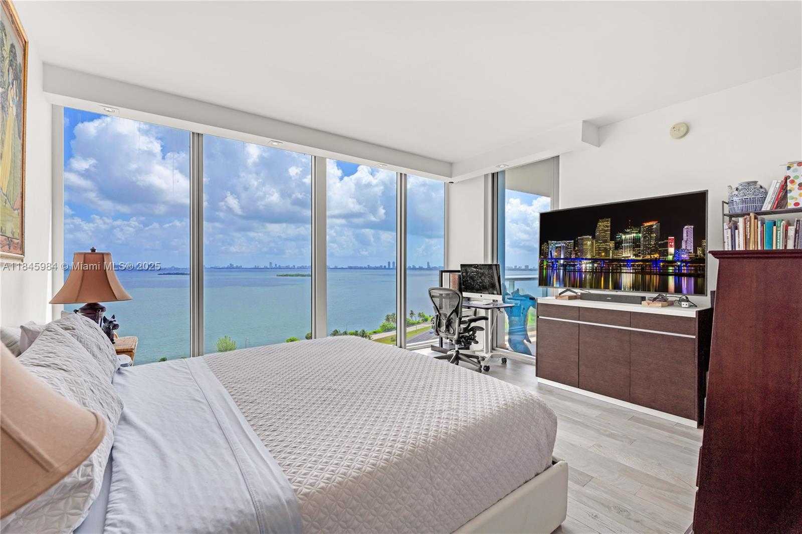 Small Image of 601 NORTH EAST 36TH ST #1412, Miami Number 14