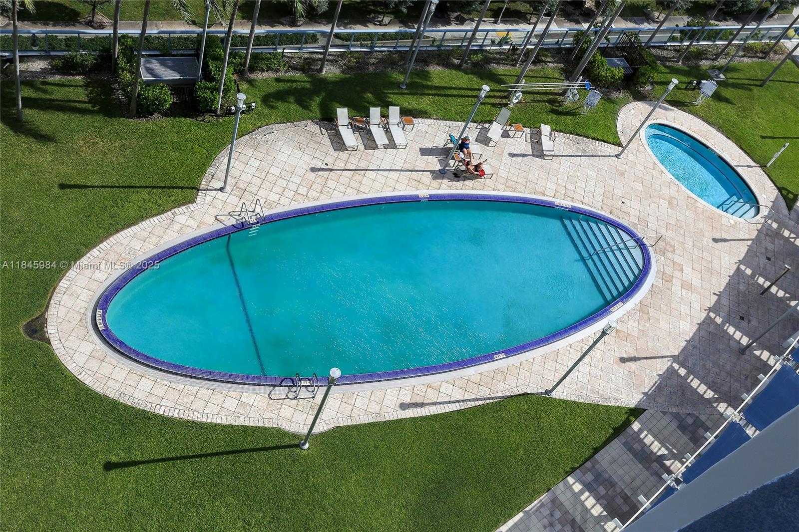 Small Image of 601 NORTH EAST 36TH ST #1412, Miami Number 32