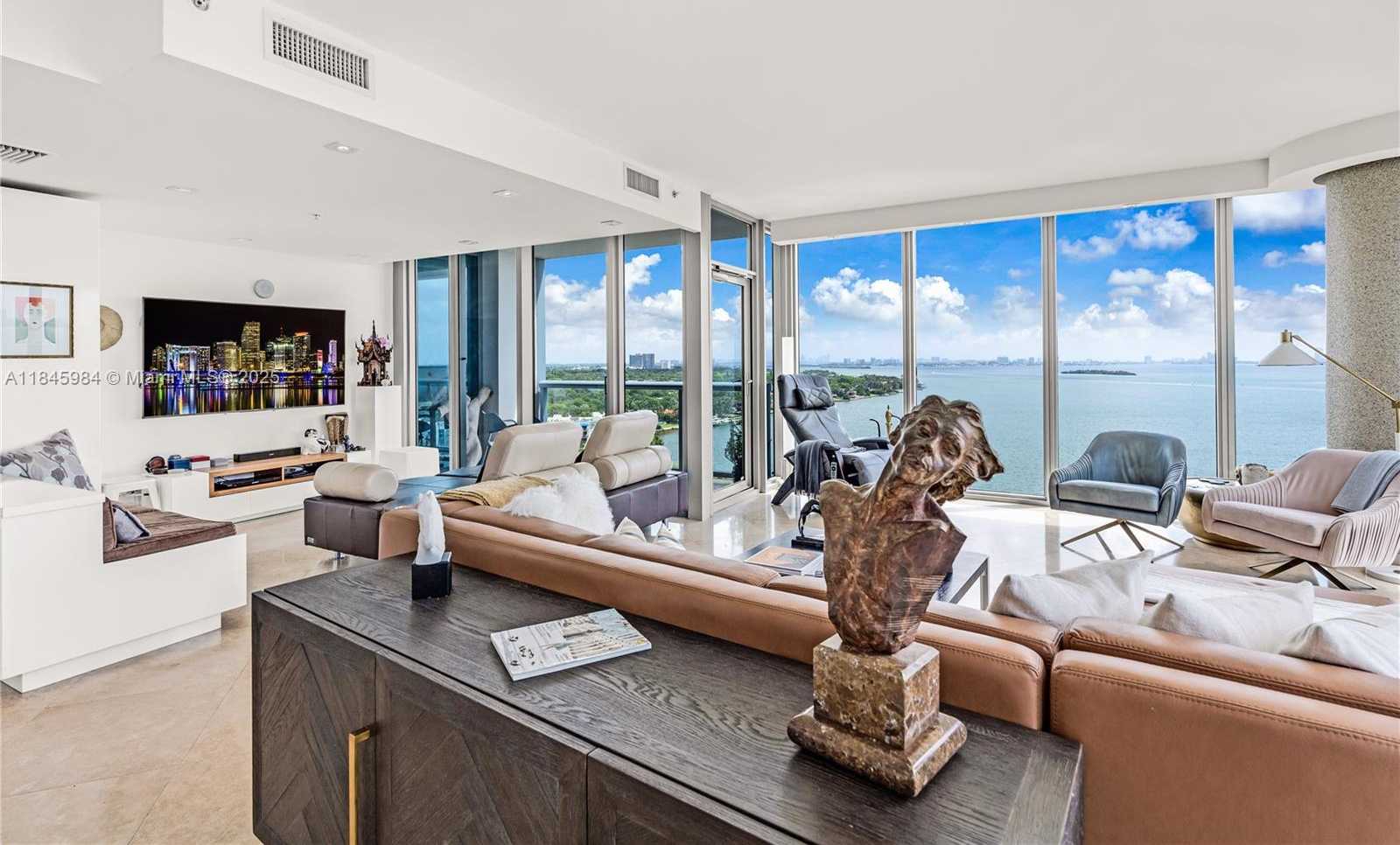 Small Image of 601 NORTH EAST 36TH ST #1412, Miami Number 4