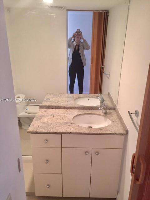 Small Image of 3375 NORTH COUNTRY CLUB DR #1508, Aventura Number 12