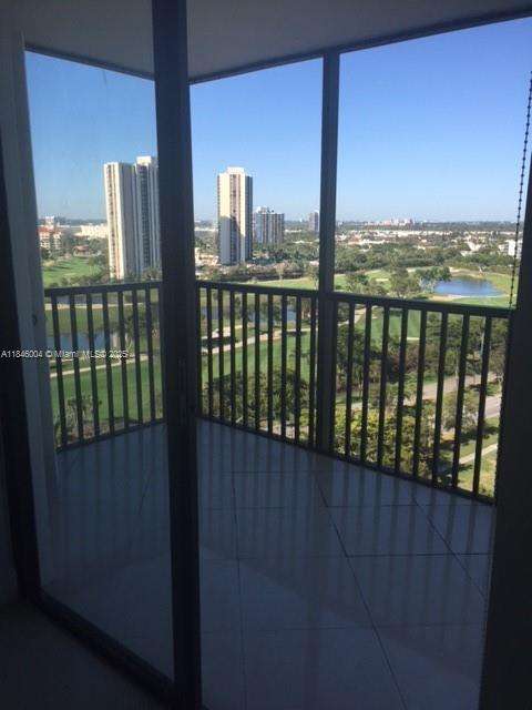 Small Image of 3375 NORTH COUNTRY CLUB DR #1508, Aventura Number 5