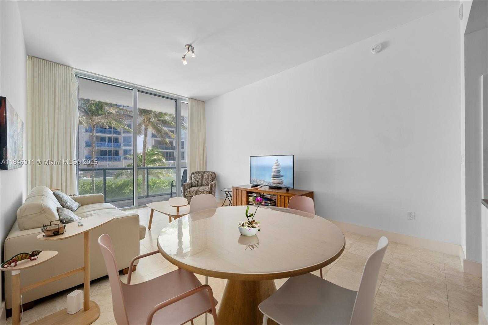 Small Image of 6799 SOUTH COLLINS AVE #109, Miami Beach Number 11