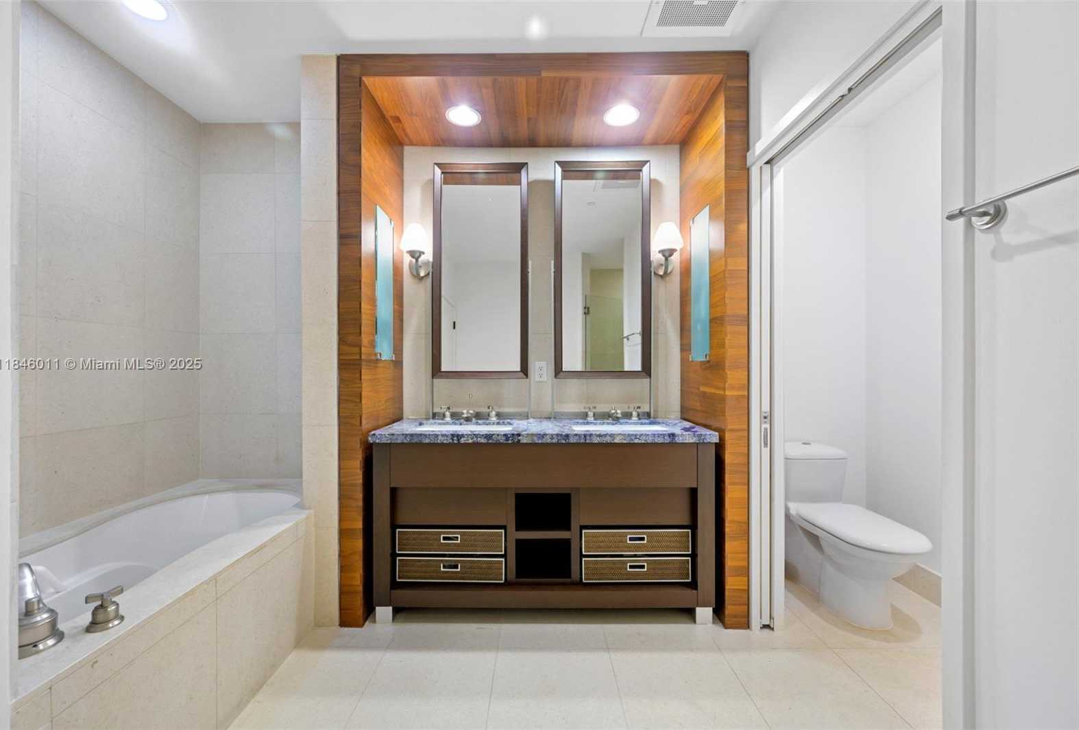 Small Image of 6799 SOUTH COLLINS AVE #109, Miami Beach Number 17