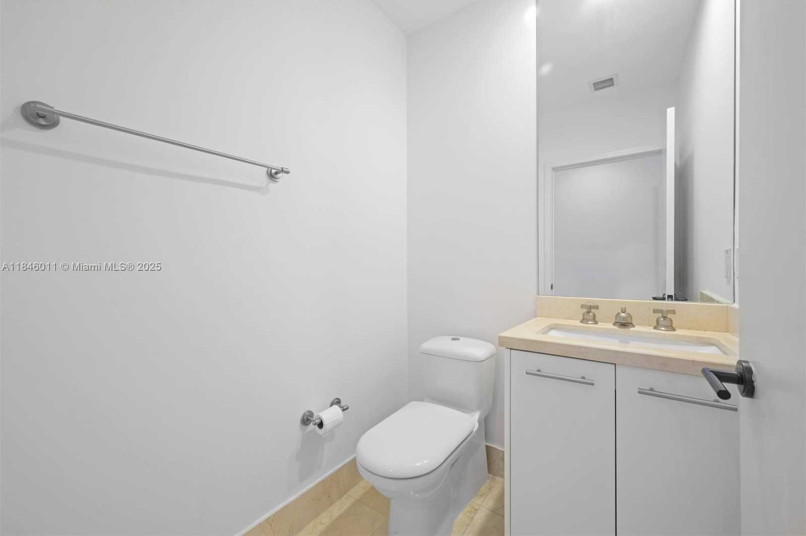 Small Image of 6799 SOUTH COLLINS AVE #109, Miami Beach Number 19