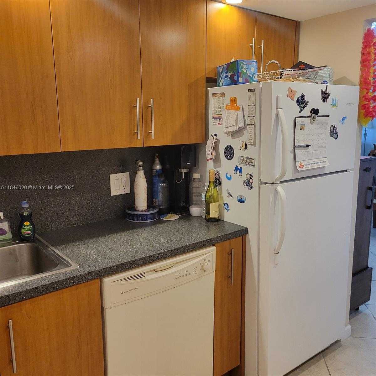 Small Image of 1985 SOUTH OCEAN DR #12B, Hallandale Beach Number 12