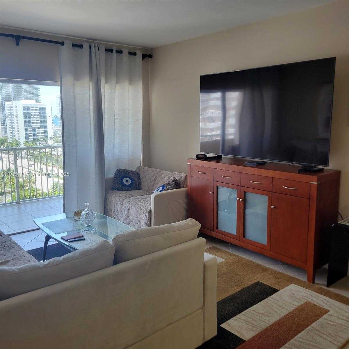 Small Image of 1985 SOUTH OCEAN DR #12B, Hallandale Beach Number 14