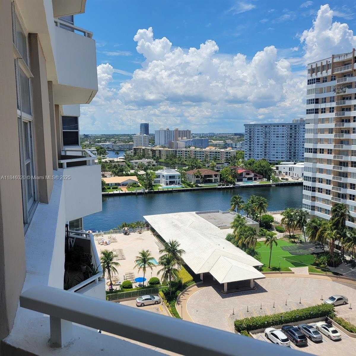Small Image of 1985 SOUTH OCEAN DR #12B, Hallandale Beach Number 3