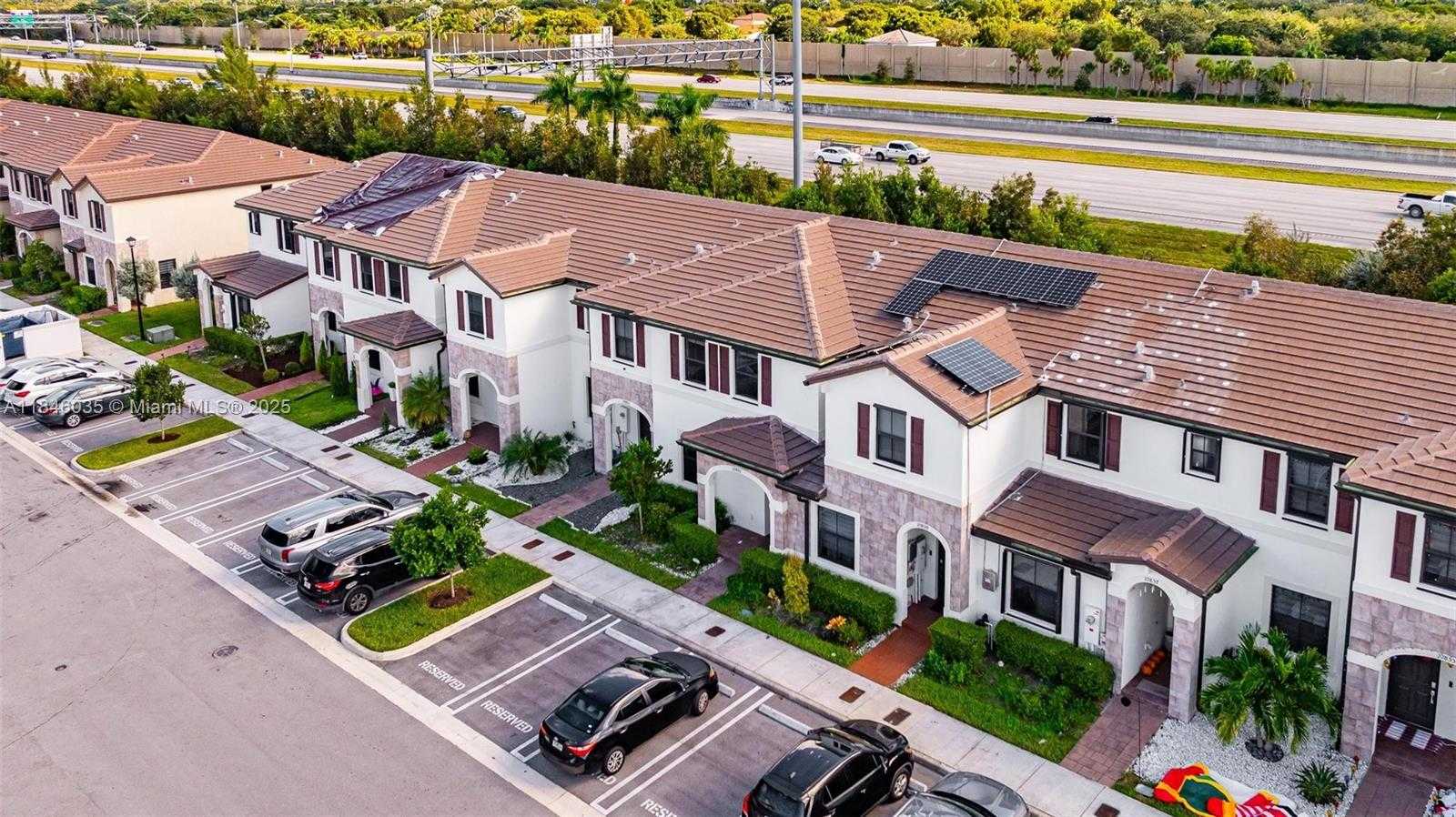 Small Image of 10861 WEST 32ND LN #10861, Hialeah Number 34