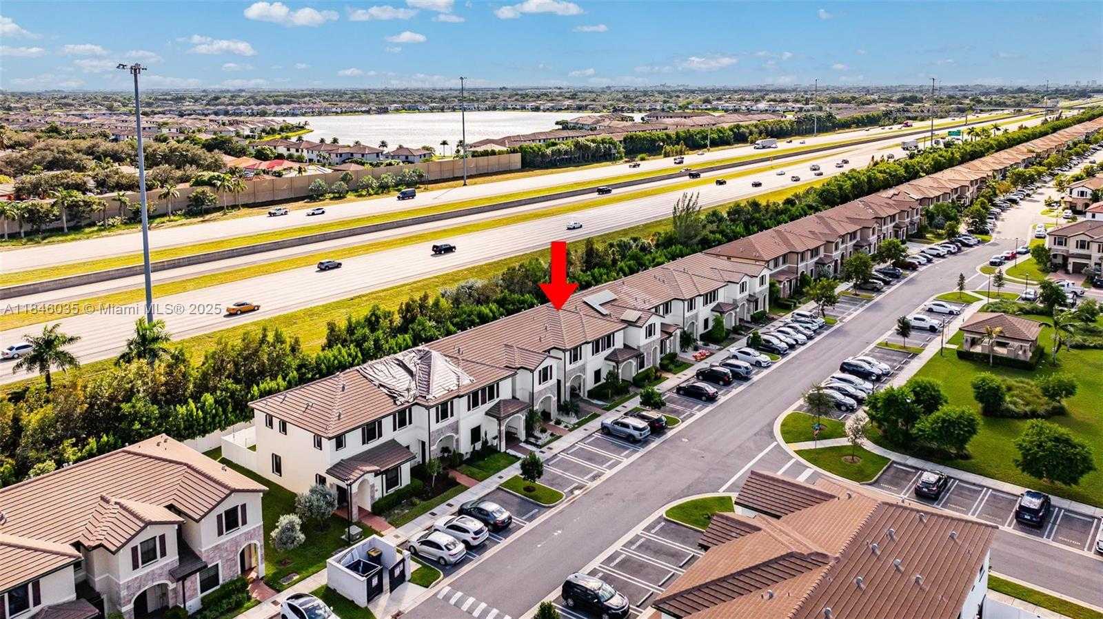 Small Image of 10861 WEST 32ND LN #10861, Hialeah Number 37