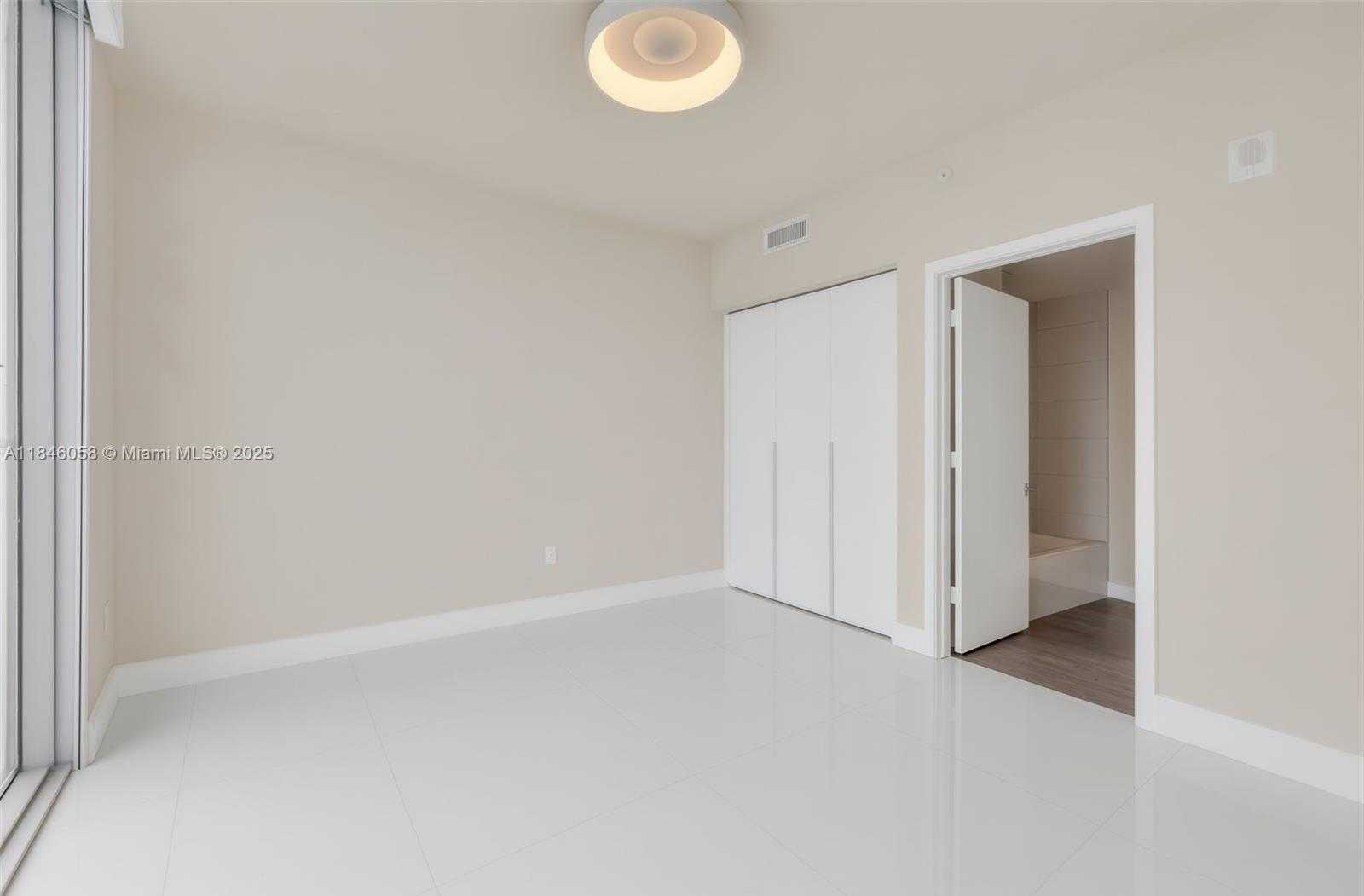 Small Image of 2900 NORTH EAST 7TH AVE #4407, Miami Number 18