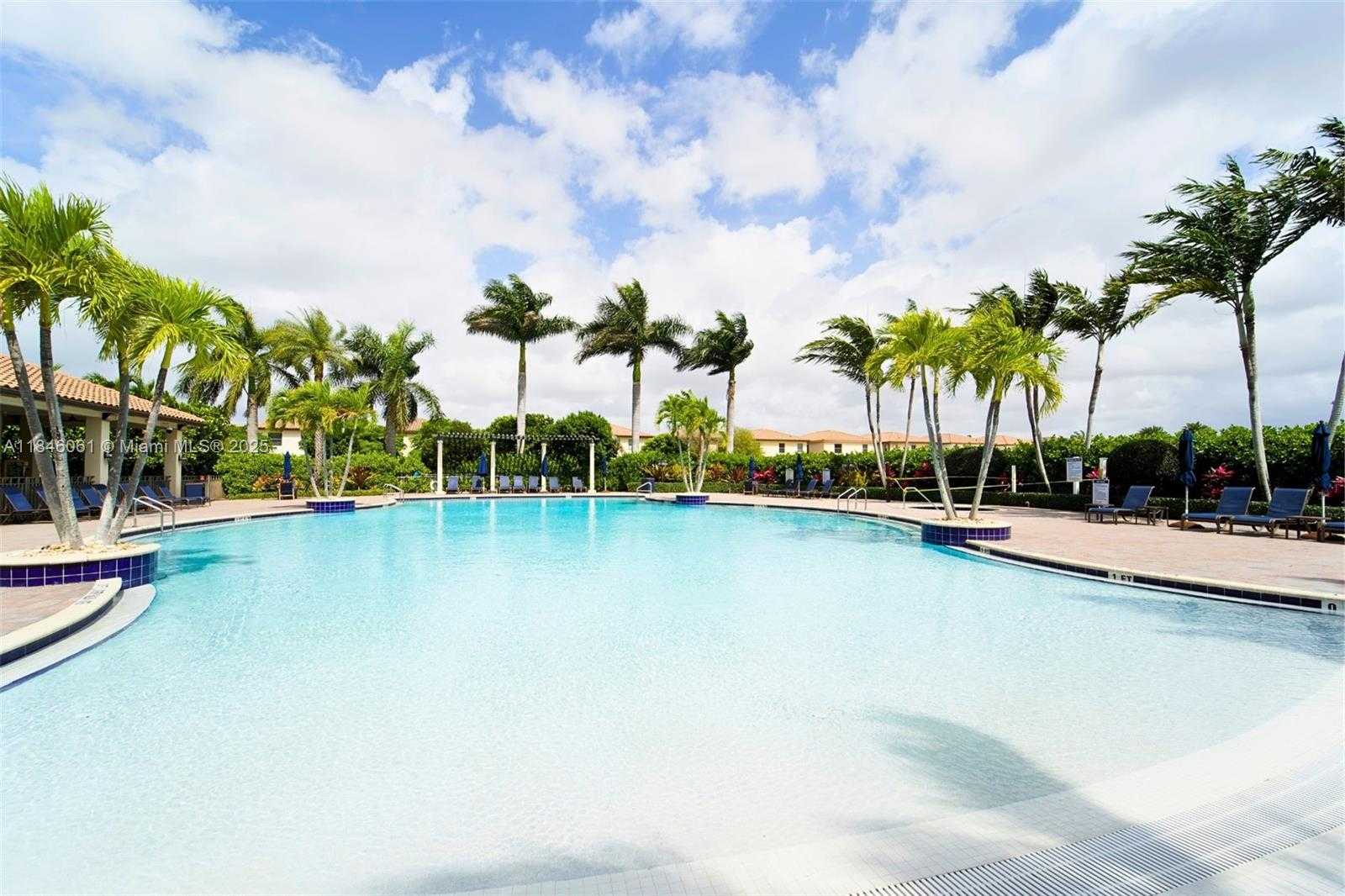 Small Image of 8861 WEST 35TH AVE, Hialeah Number 8