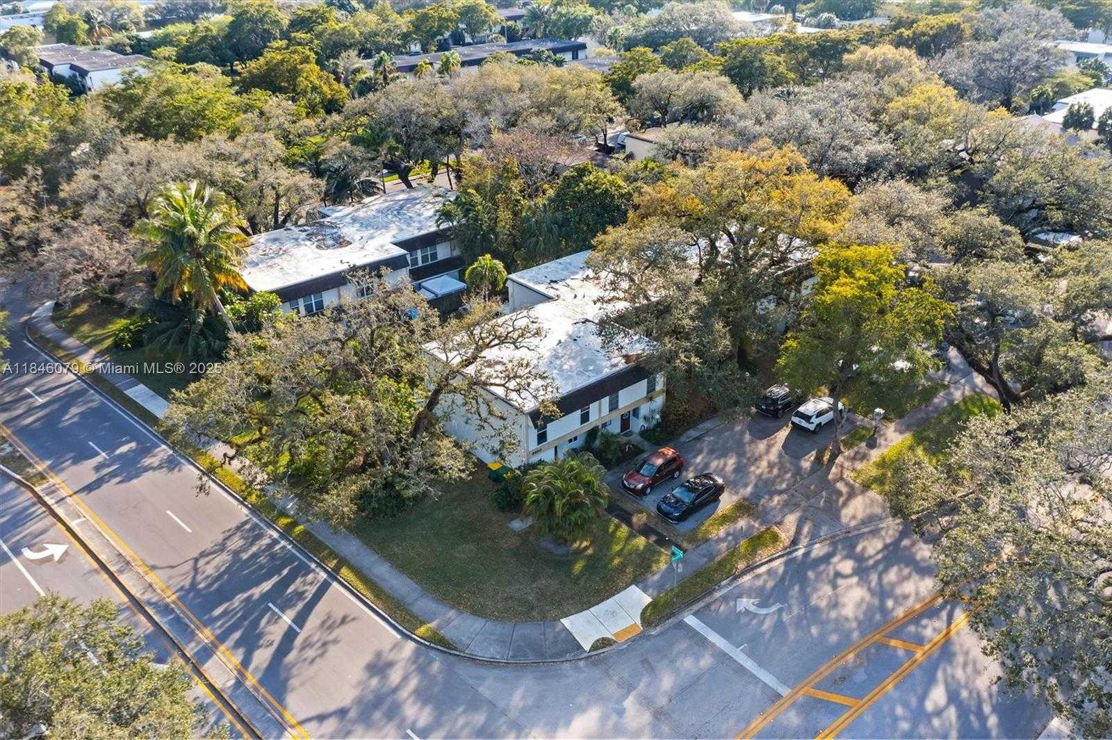 Small Image of 3300 ATLANTA ST #15b, Hollywood Number 28